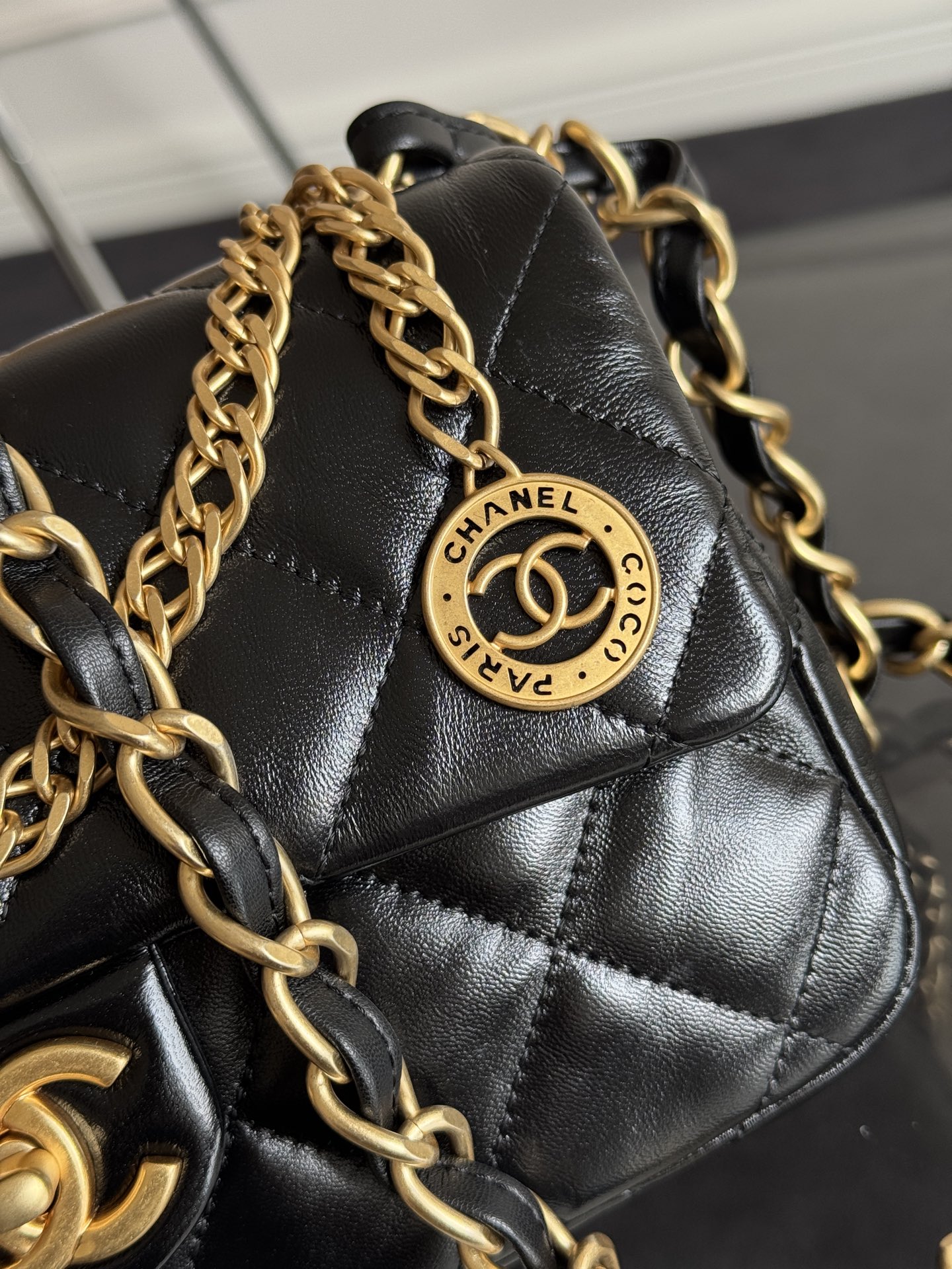 Chanel AS4000-mini cf- lambskin