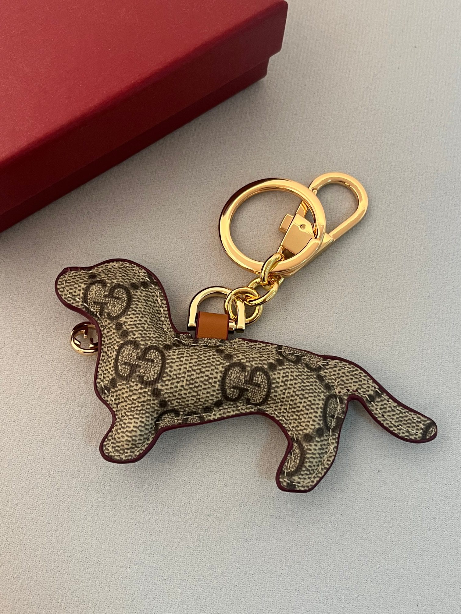 Gucci GG Emblem Cat Charm