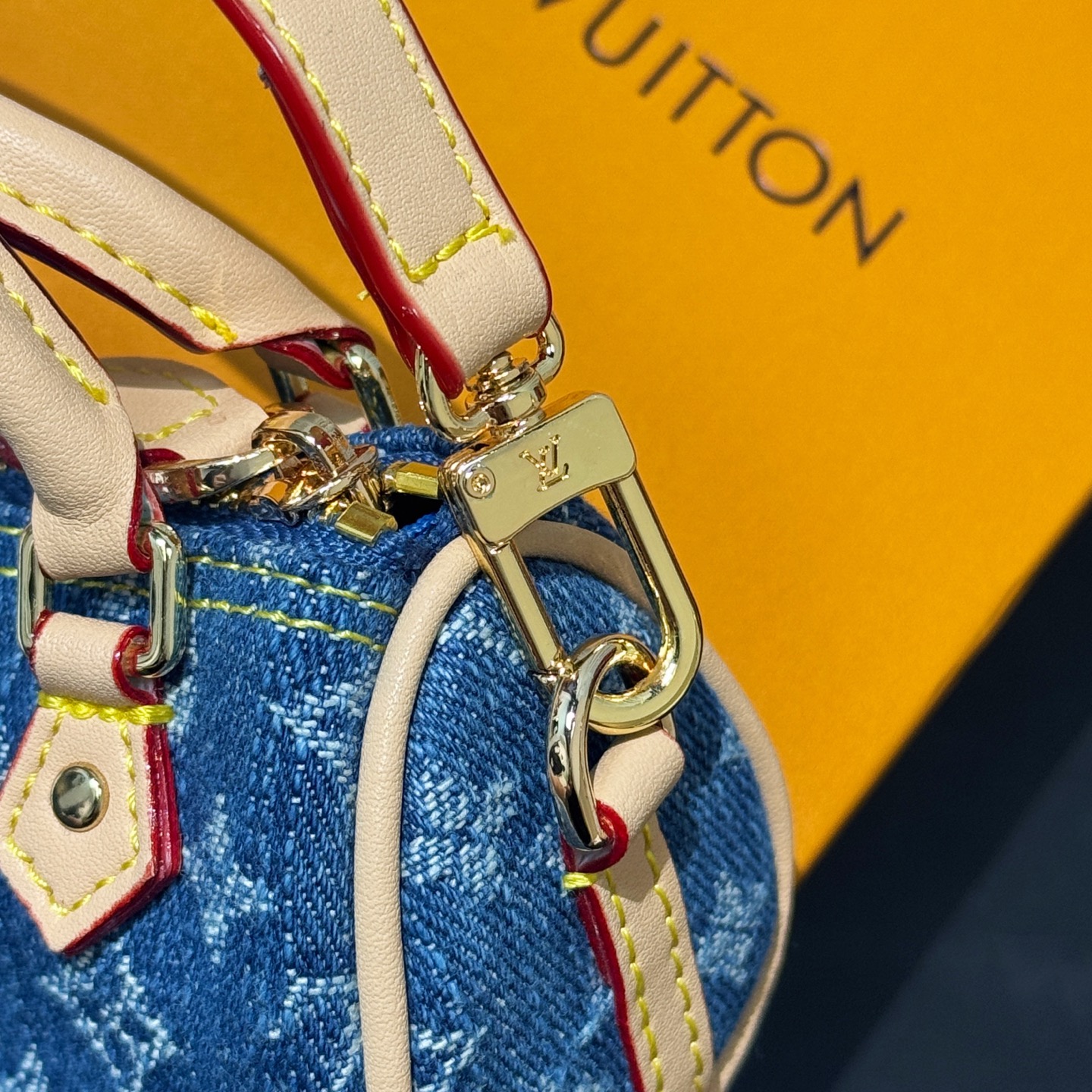 M02535 LV x TM Micro Denim Cerise Bag Charm