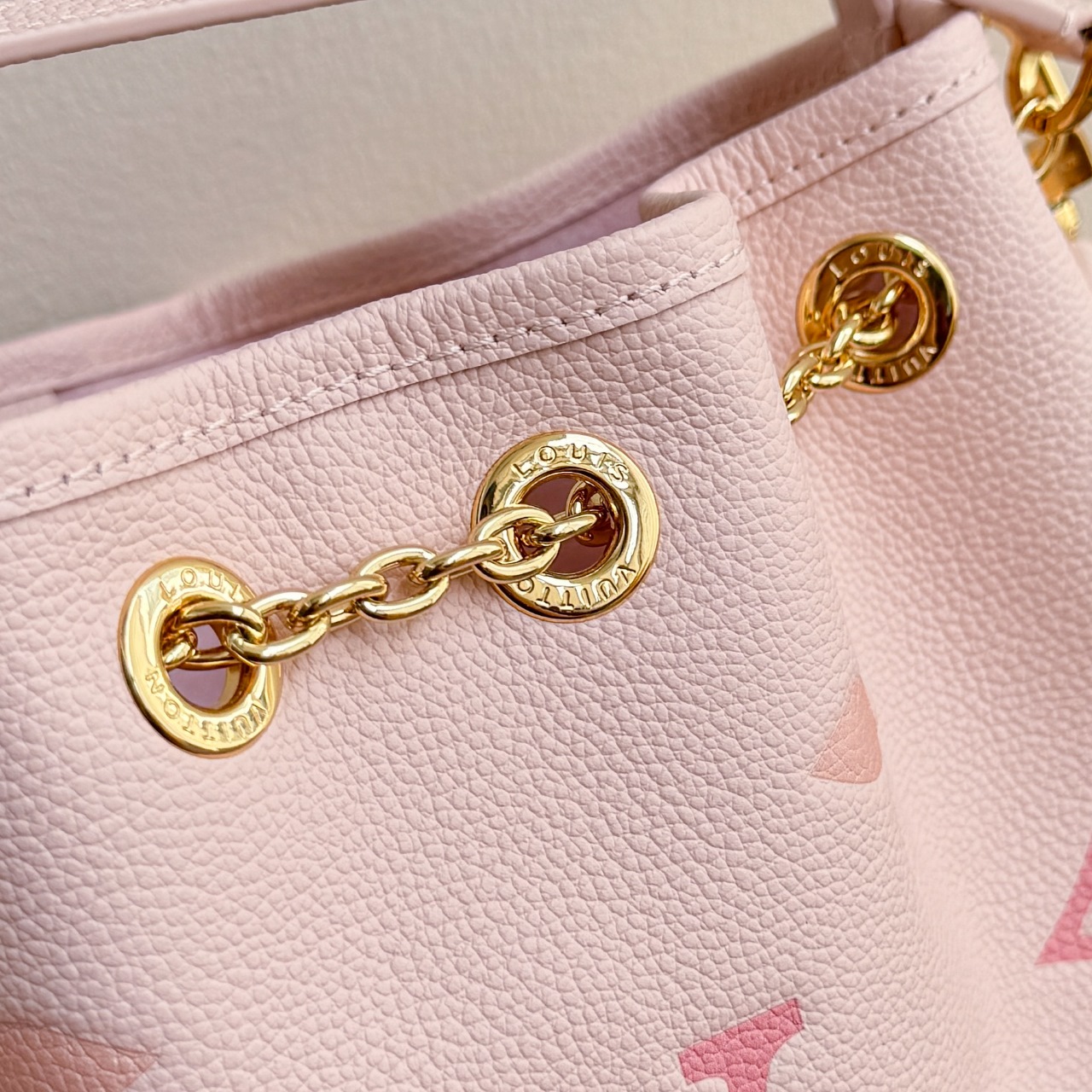 Louis Vuitton-M46492