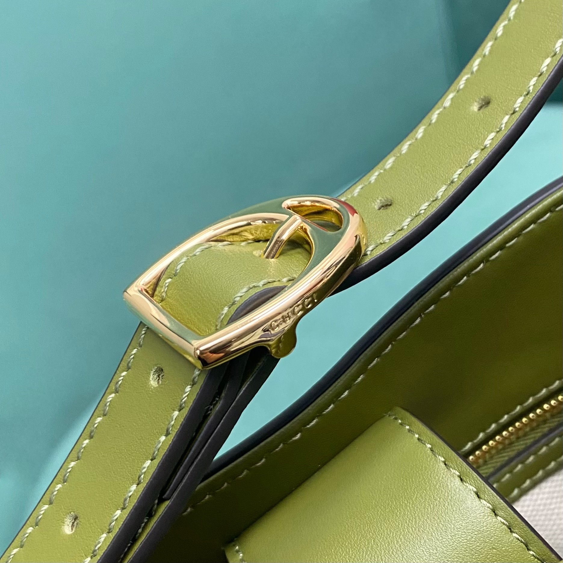 Gucci 73 small bucket bag