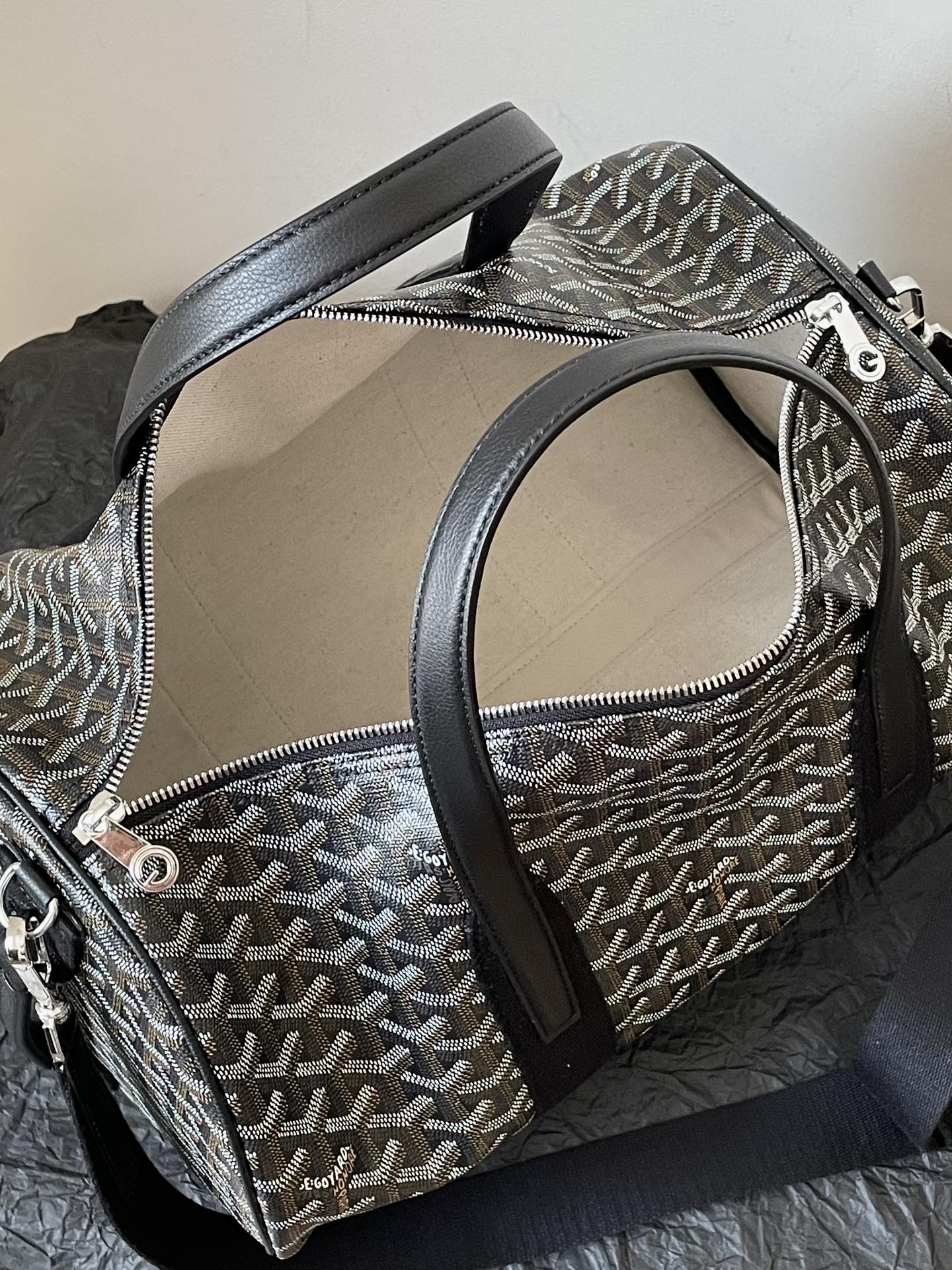 Goyard Barrel 40 – Black 🖤