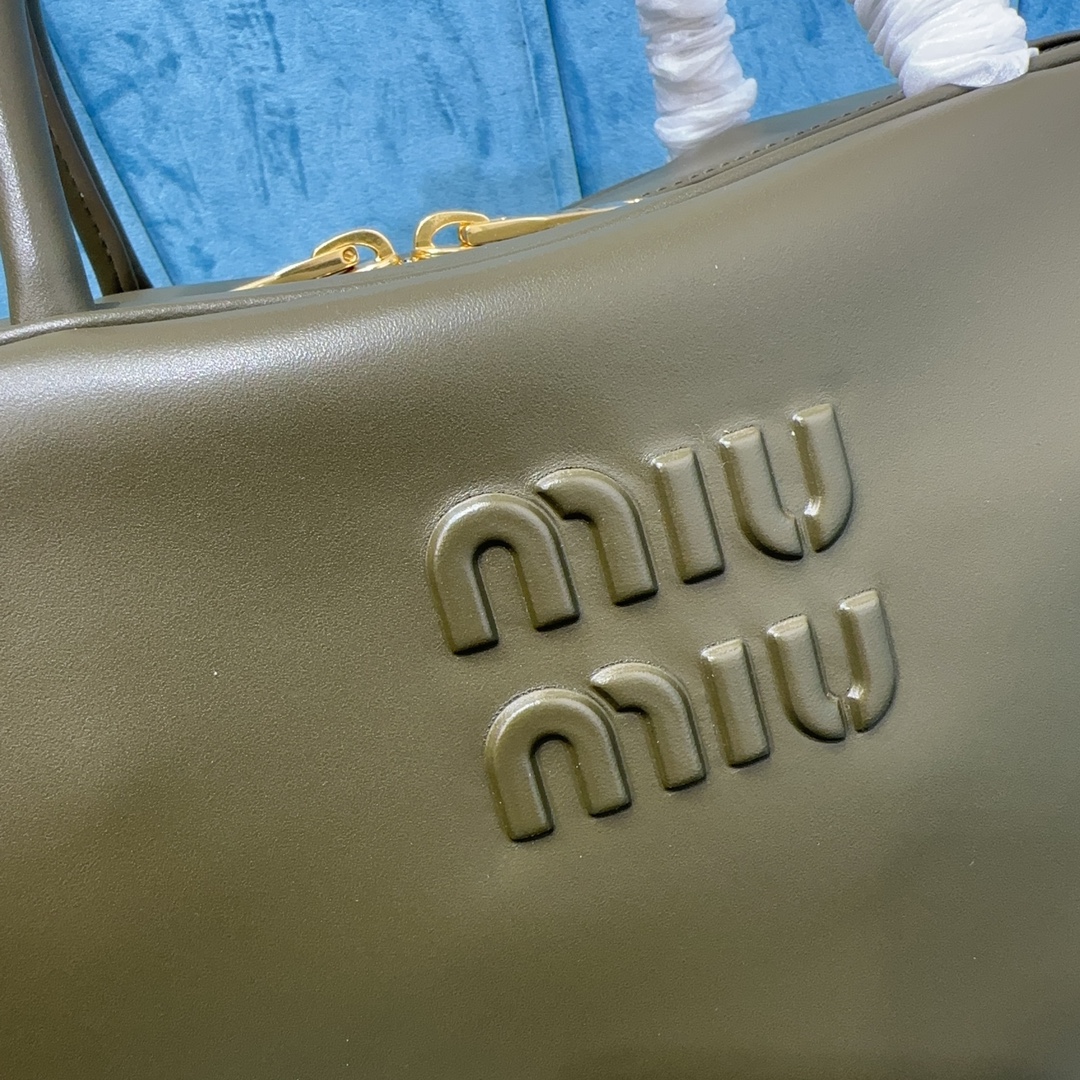 Miu Miu-Leather Beau bag-Olive green