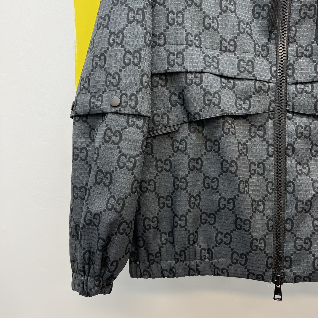 GG Nylon checked jacket with removable sleeves