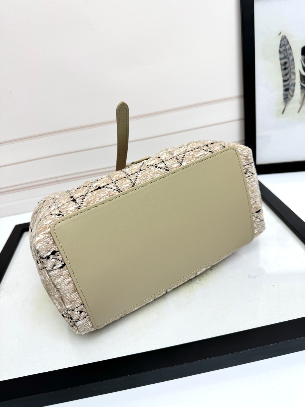 𝐃𝐢𝐨𝐫-𝐓𝐨𝐮𝐣𝐨𝐮𝐫𝐬