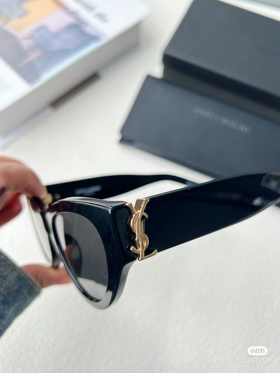 YSL Saint Laurent SLM94