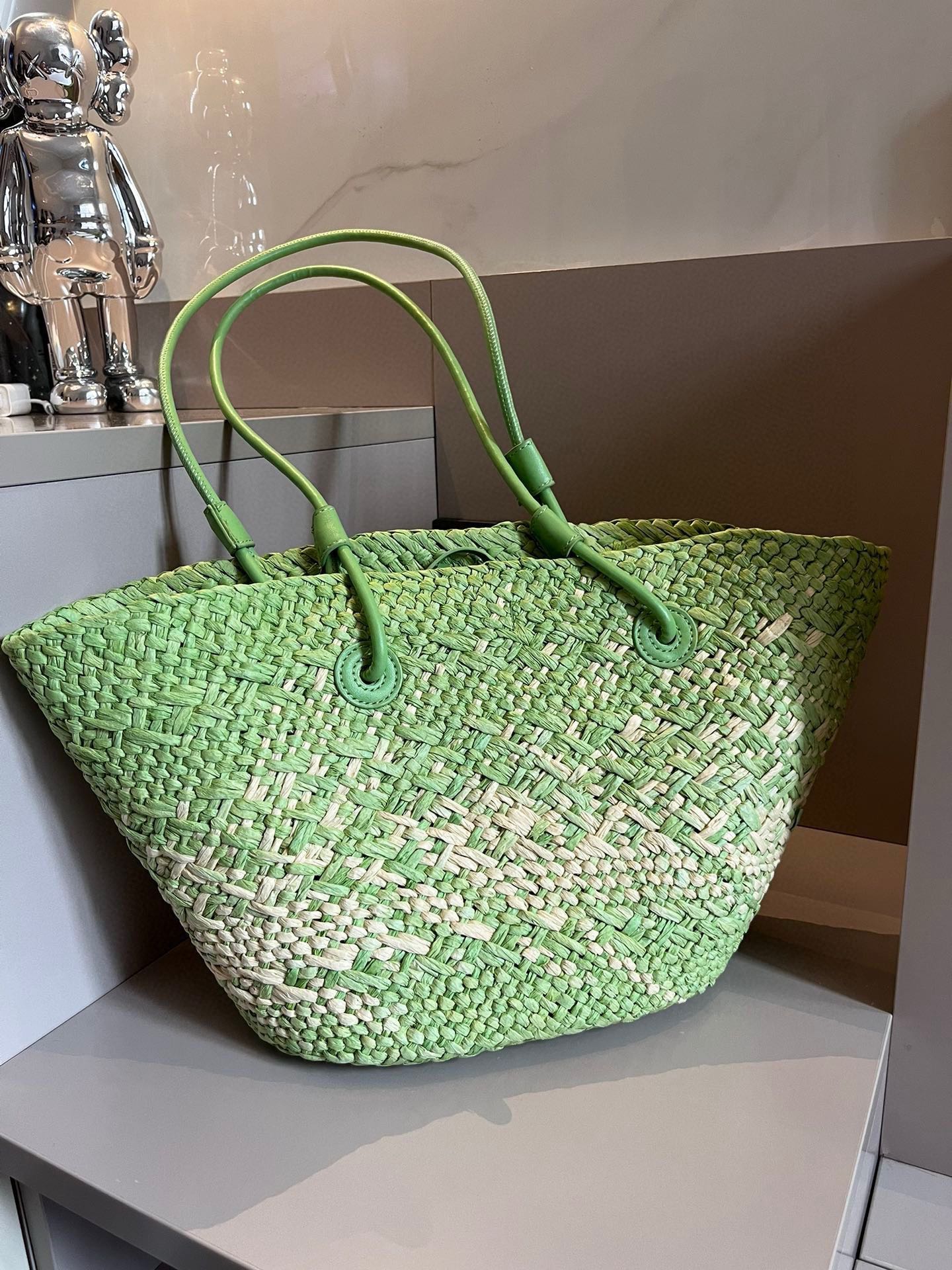 LOEWE-straw woven raffia hand-woven bag