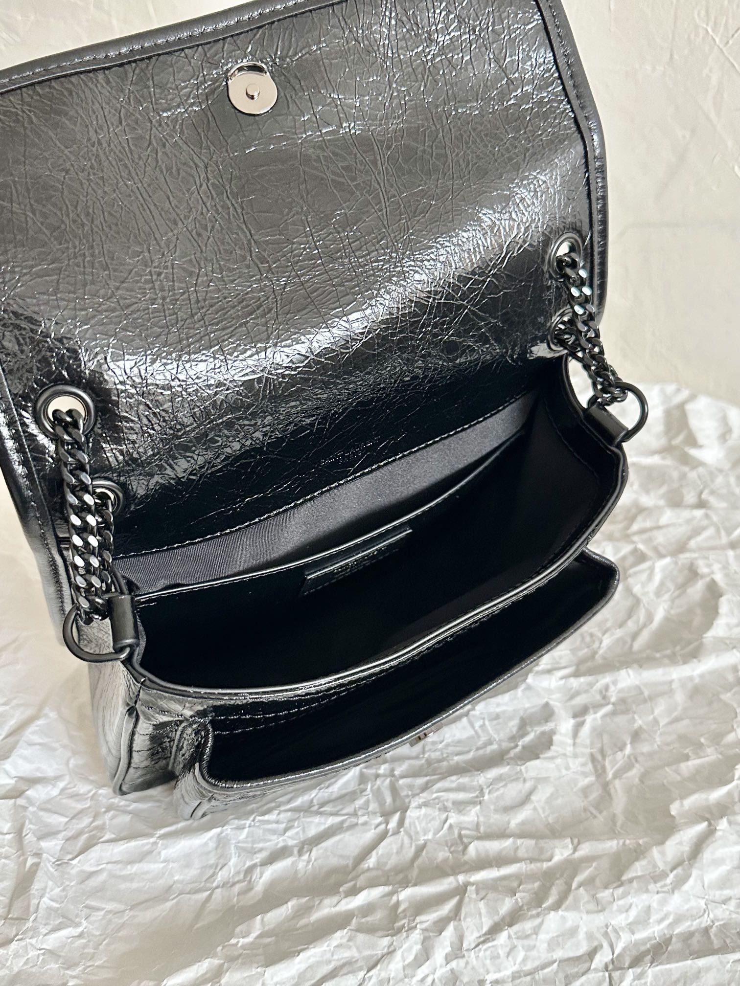 YSL Niki Oil Wax Leather in Black: Small Black Chain