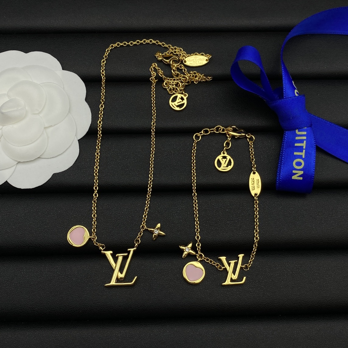 LV New Jewelry Set – Necklace & Bracelet