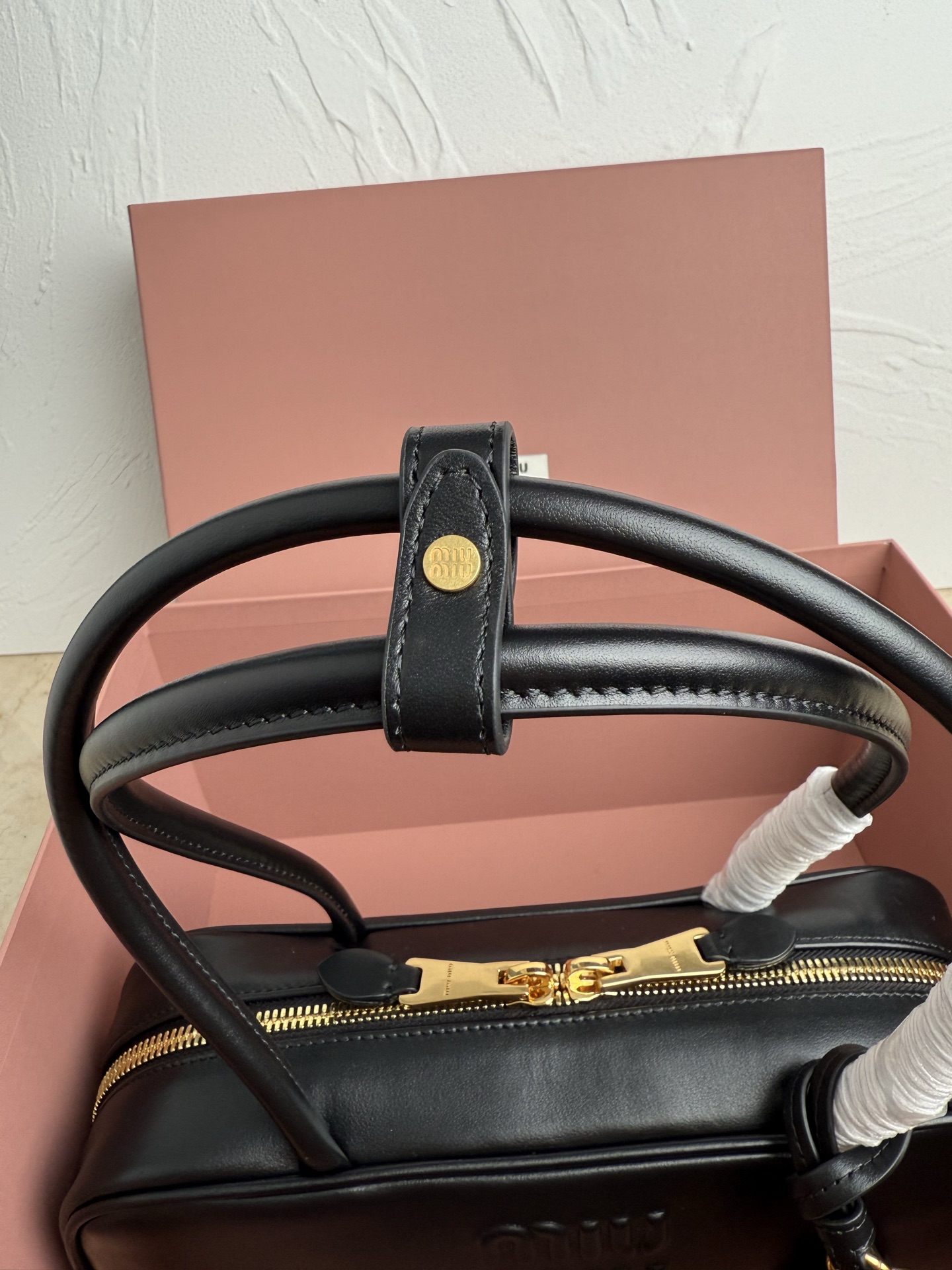 MiuMi*25ss shoulder bag