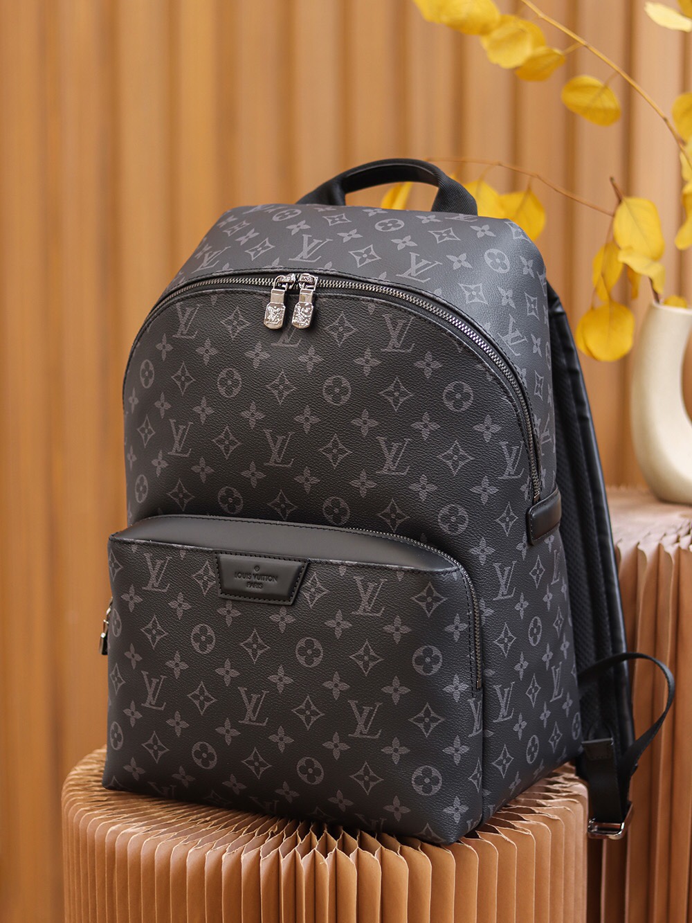 Louis Vuitton Discovery Backpack PM M43186