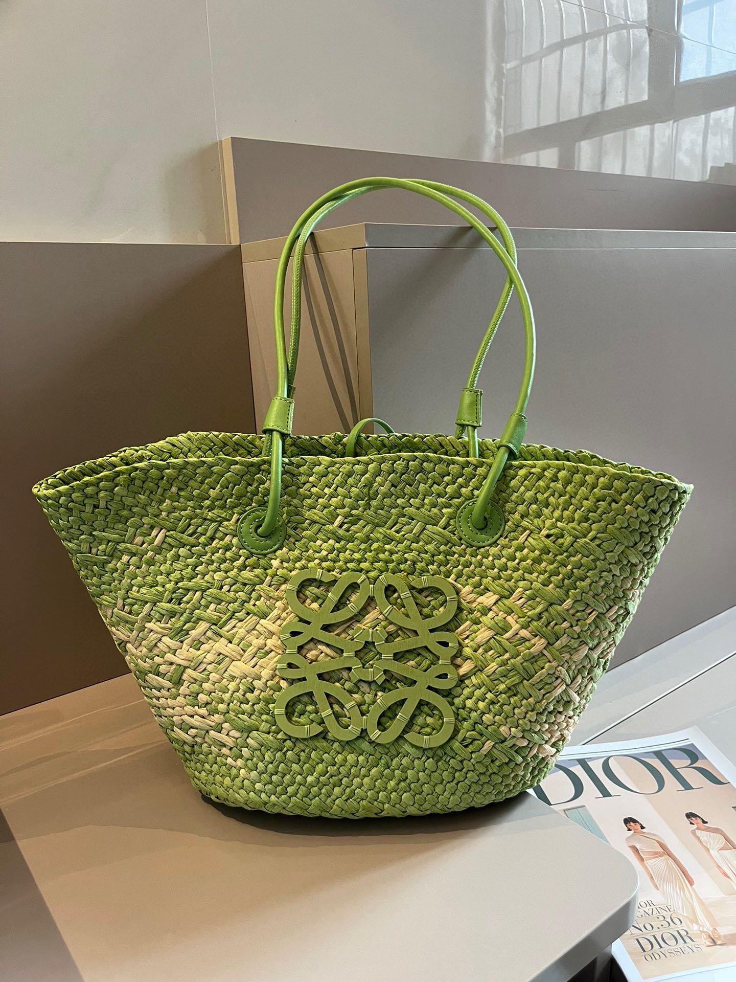 LOEWE-straw woven raffia hand-woven bag