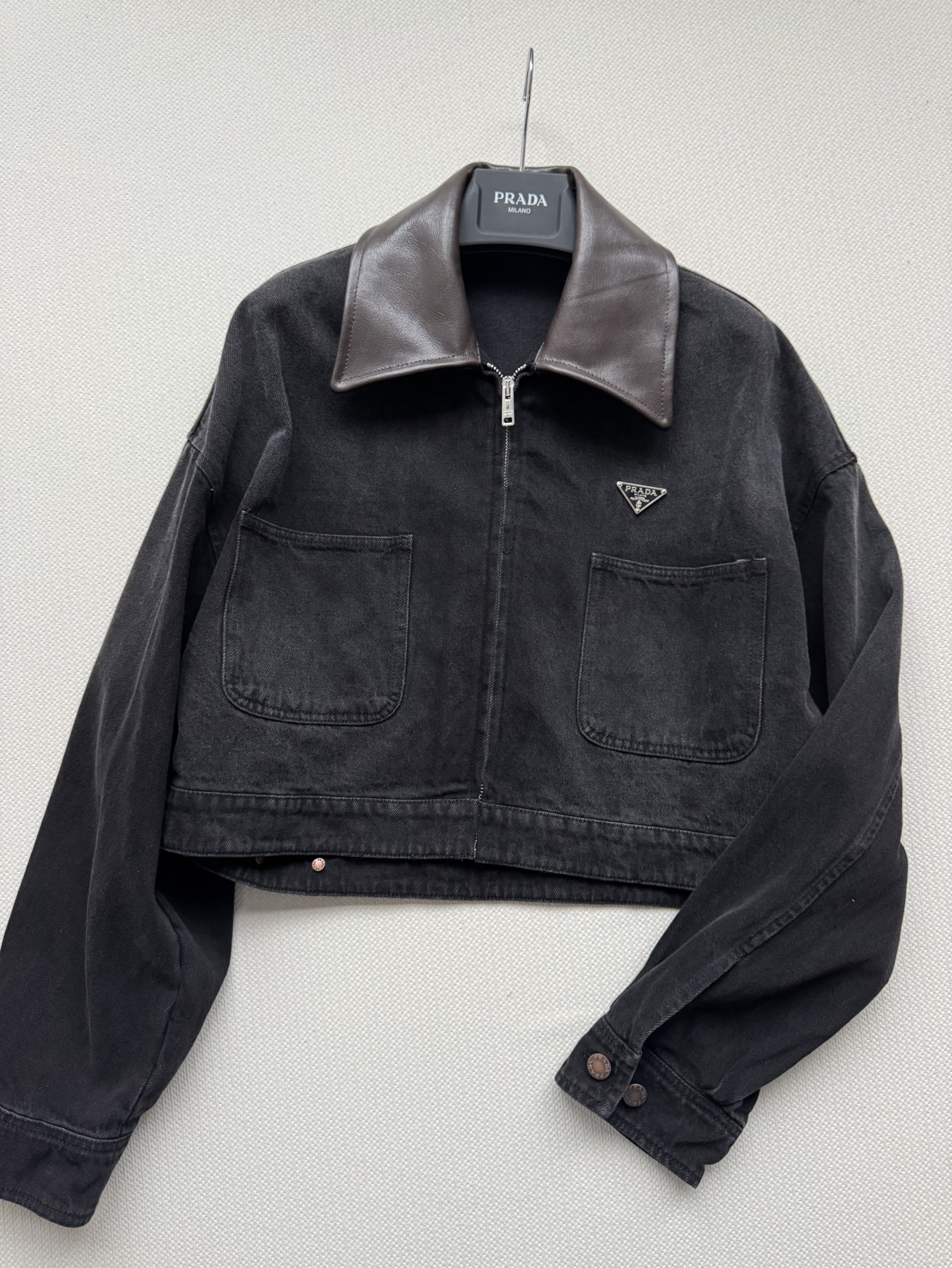 Prada Cropped leather-trimmed denimjacket in blue
