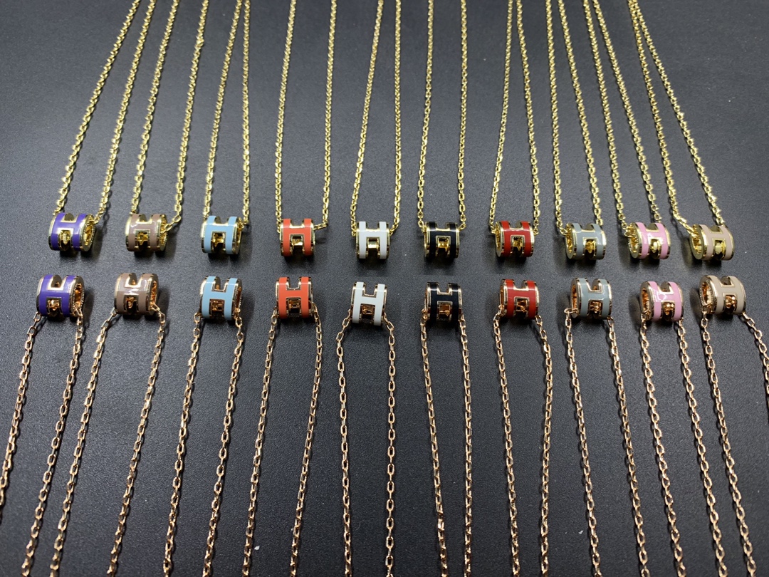 Hermès Mini Enamel H Necklace