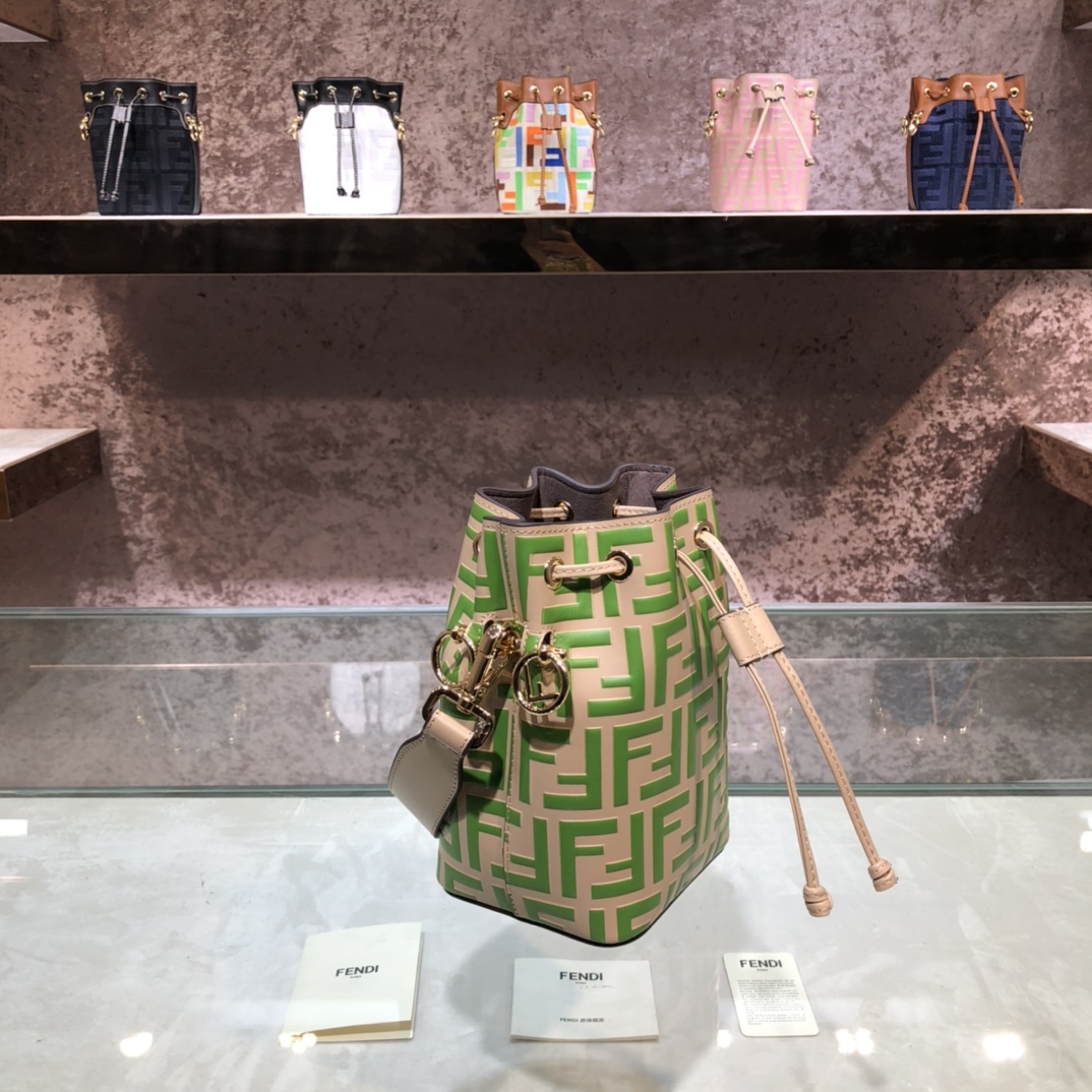 FENDI-Calfskin FF Logo Bucket Bag-Beige