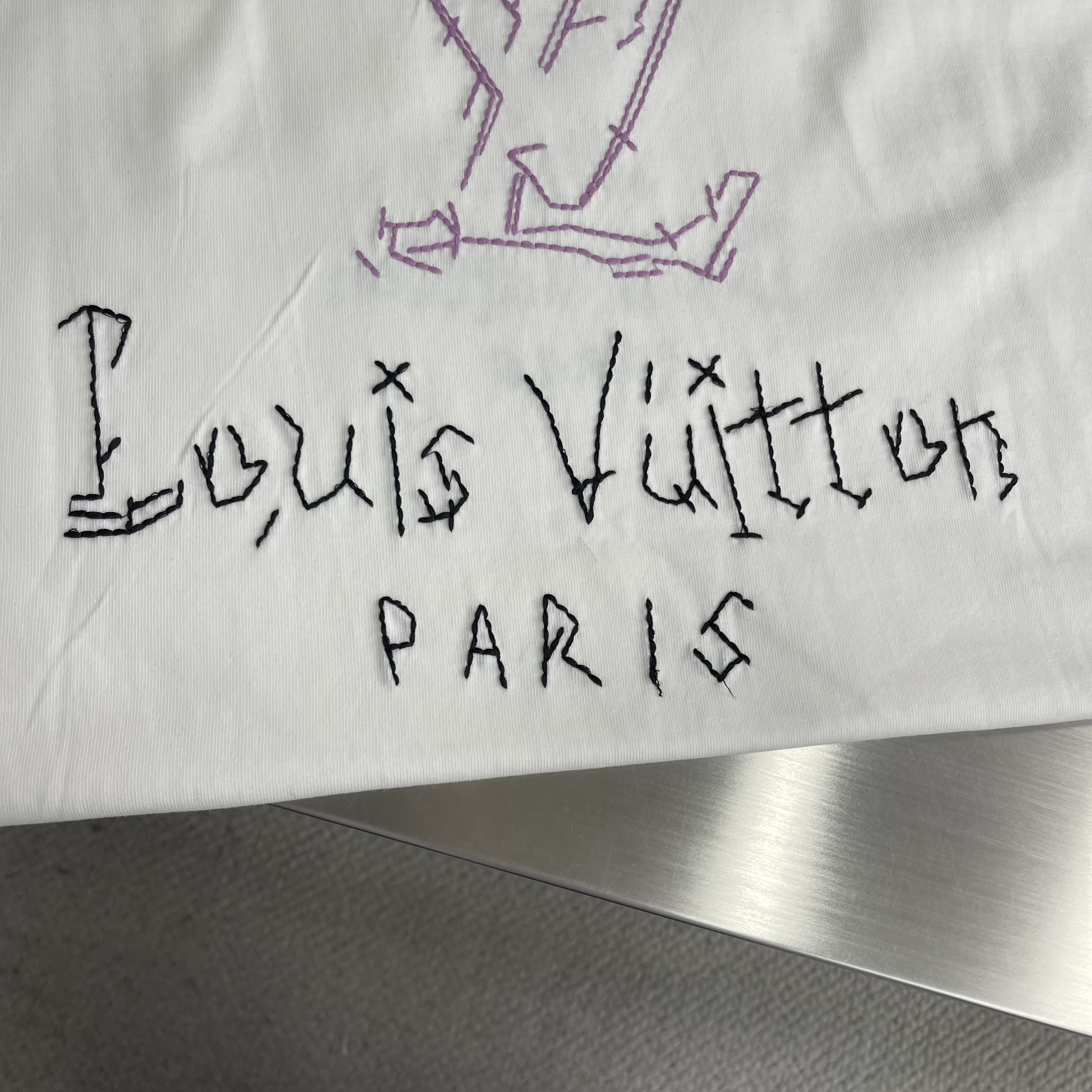 LV T-shirt