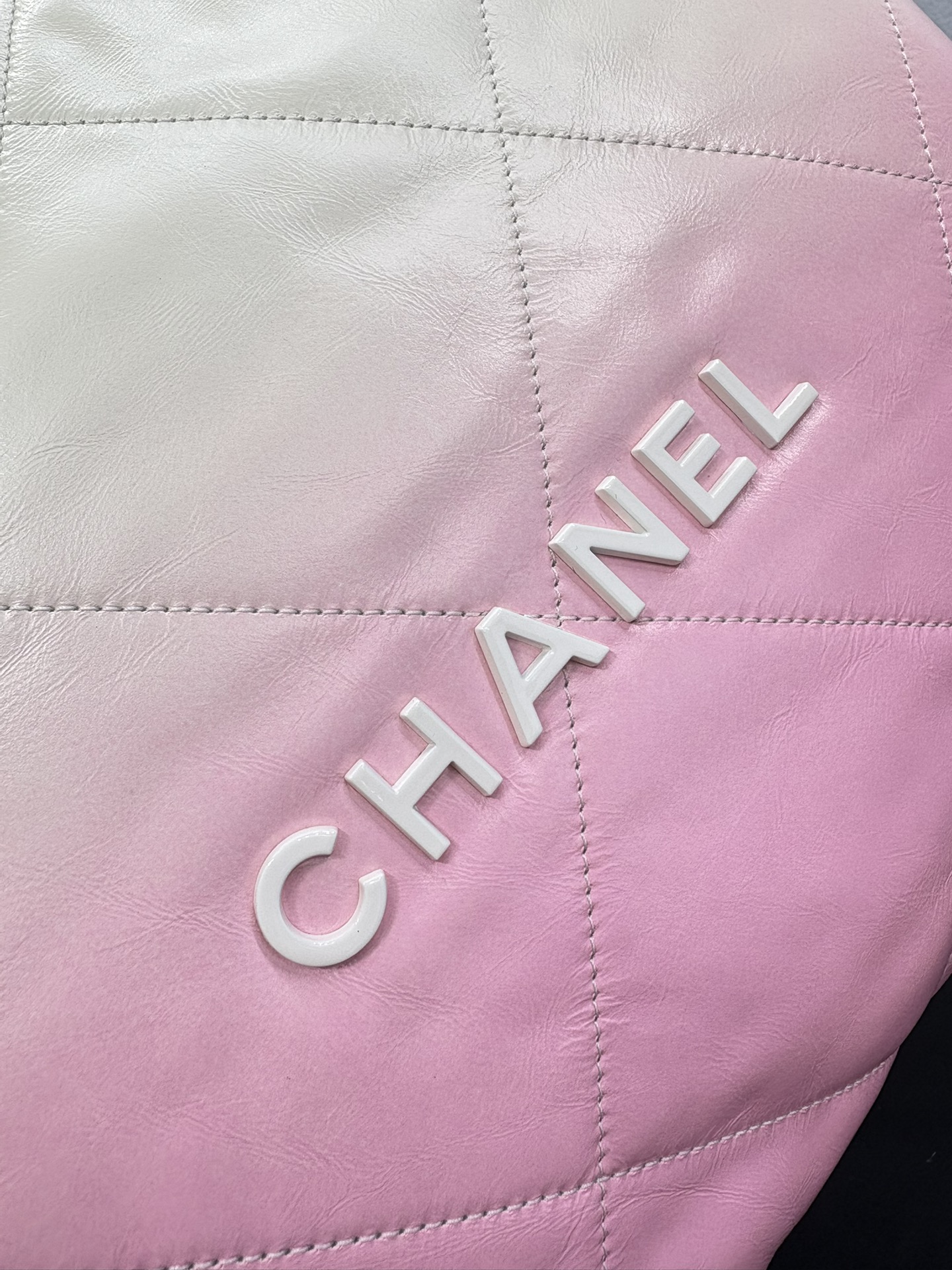 Chanel 22 Bag (Model AS3260)
