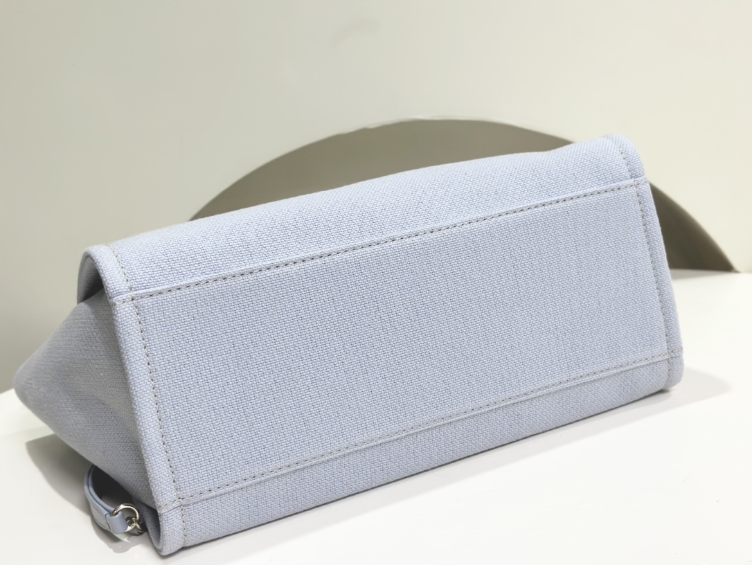 chanel-New color -grey