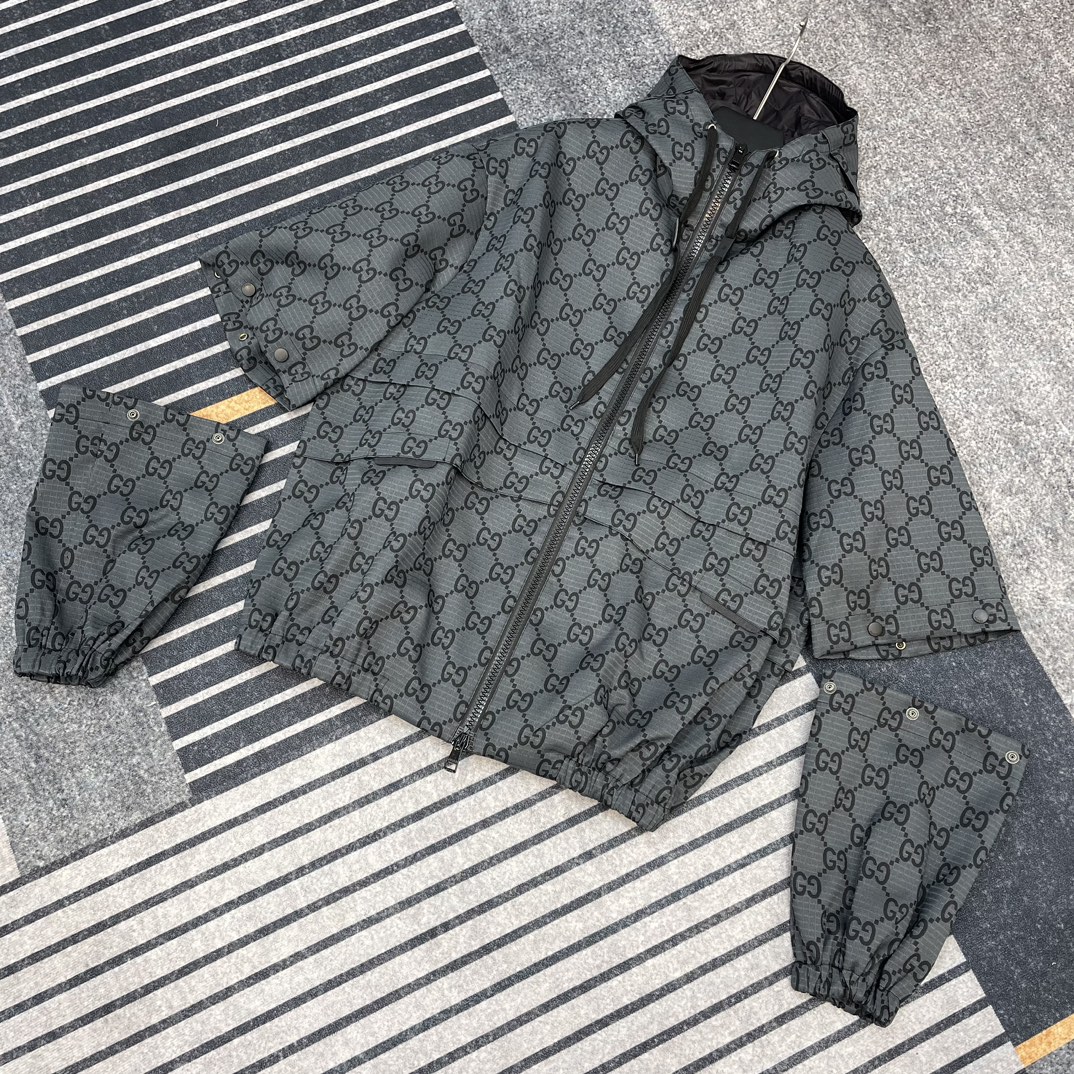 GG Nylon checked jacket with removable sleeves
