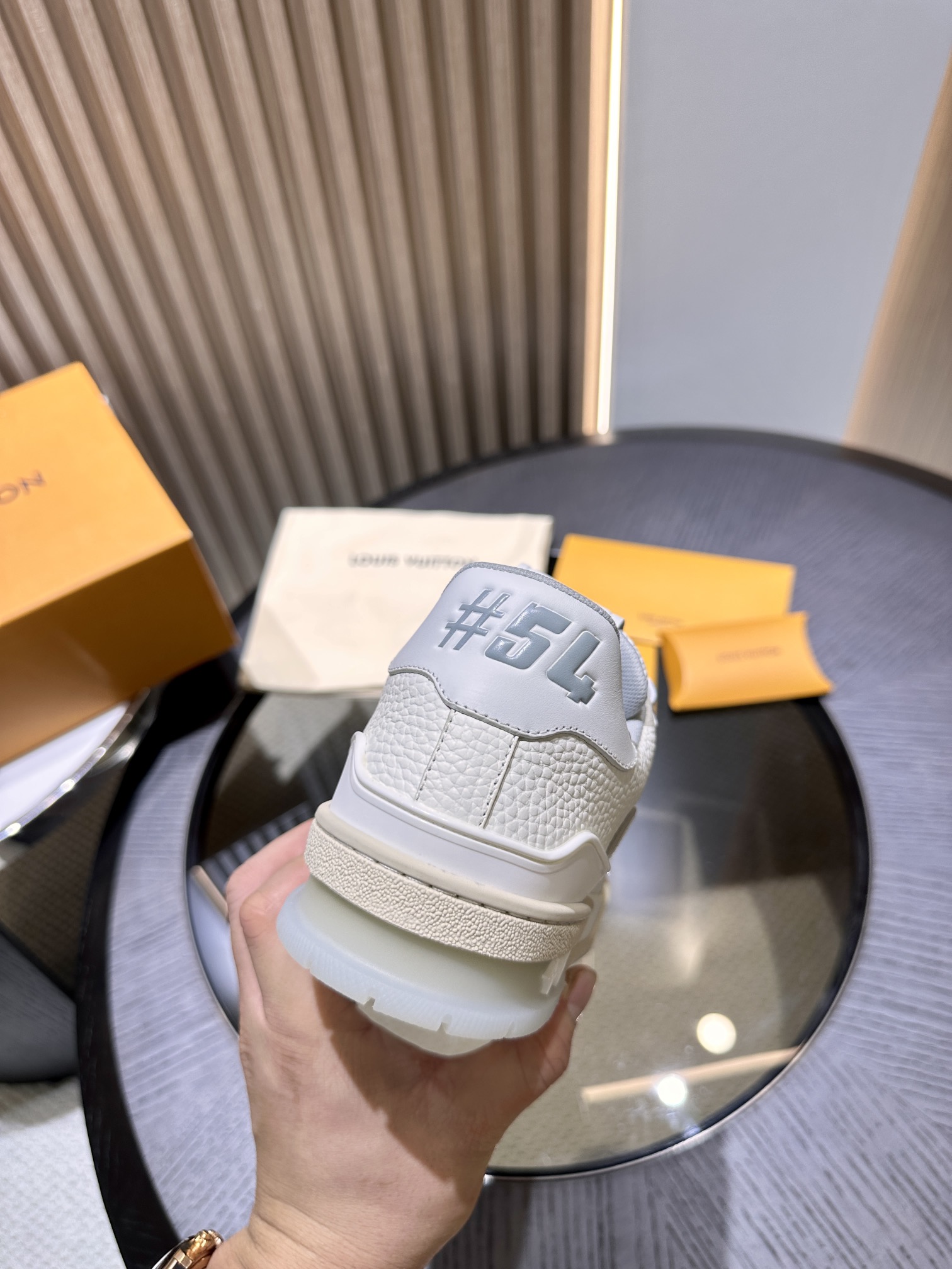 LV Trainer -Silver Gray