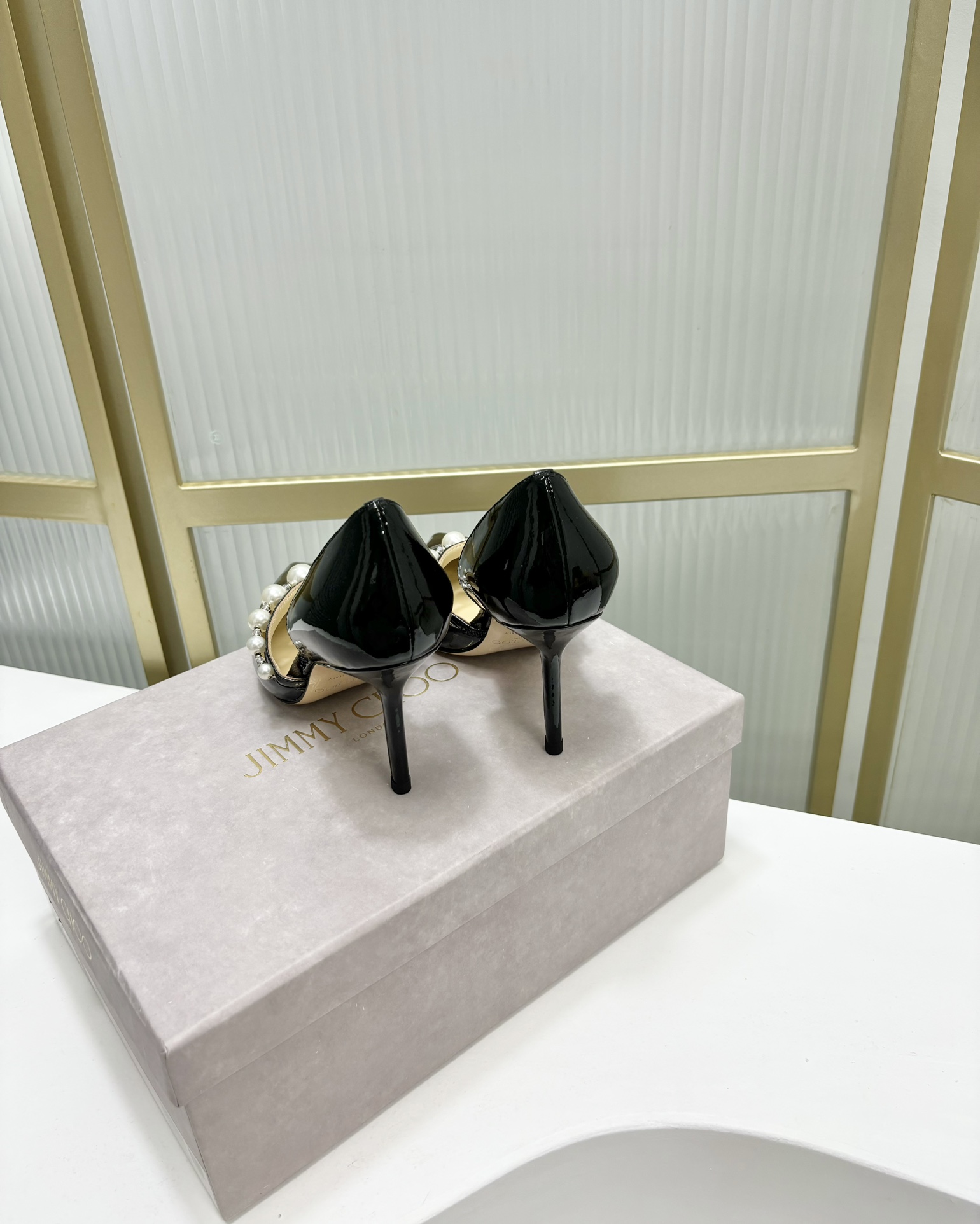 Jimmy choo Temperament and versatile hollow high heels