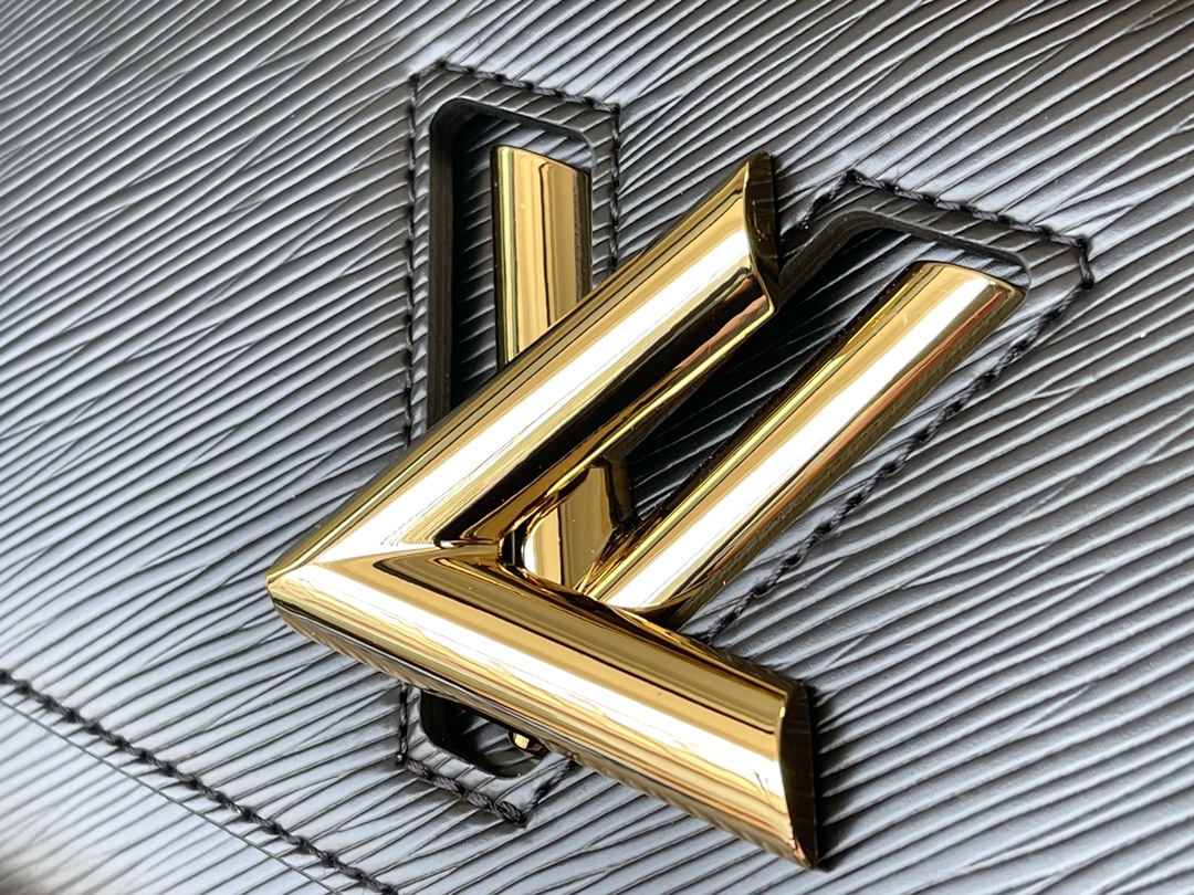 Louis Vuitton Black M21554 Twist MM