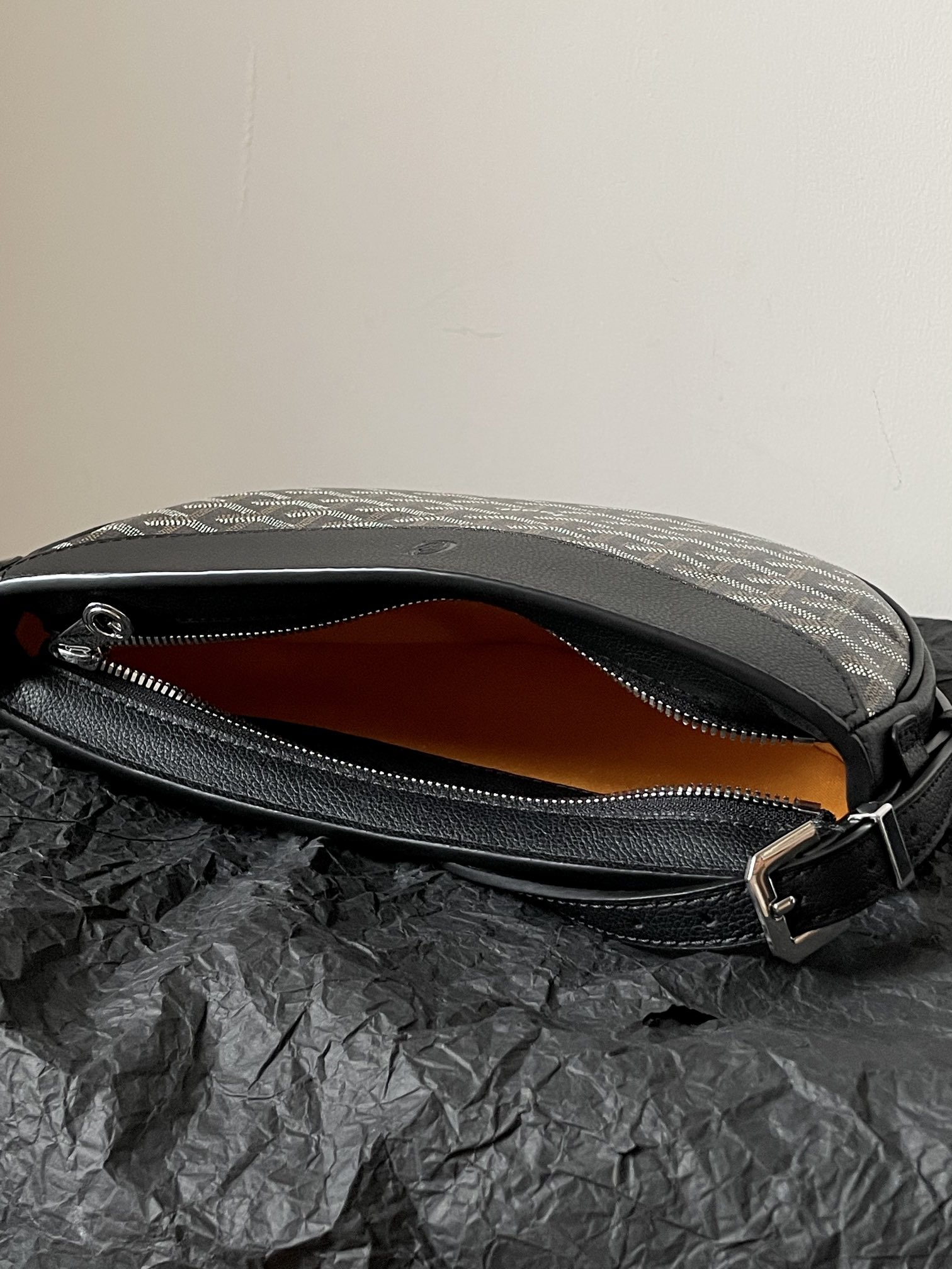 Goyard Hirondelle Bag in Black