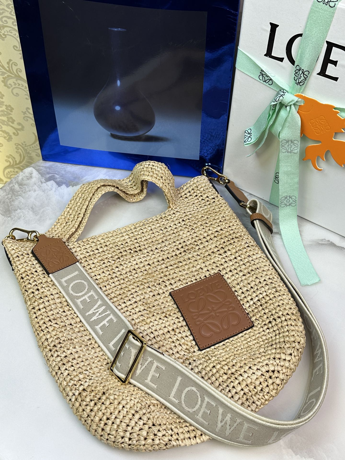 Loewe-𝙋𝙖𝙪𝙡𝙖 𝙞𝙗𝙞𝙯𝙖 -Mini raffia straw bag