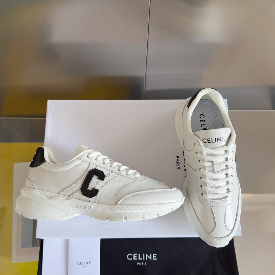 CELINE- CR-02 Runner-Black