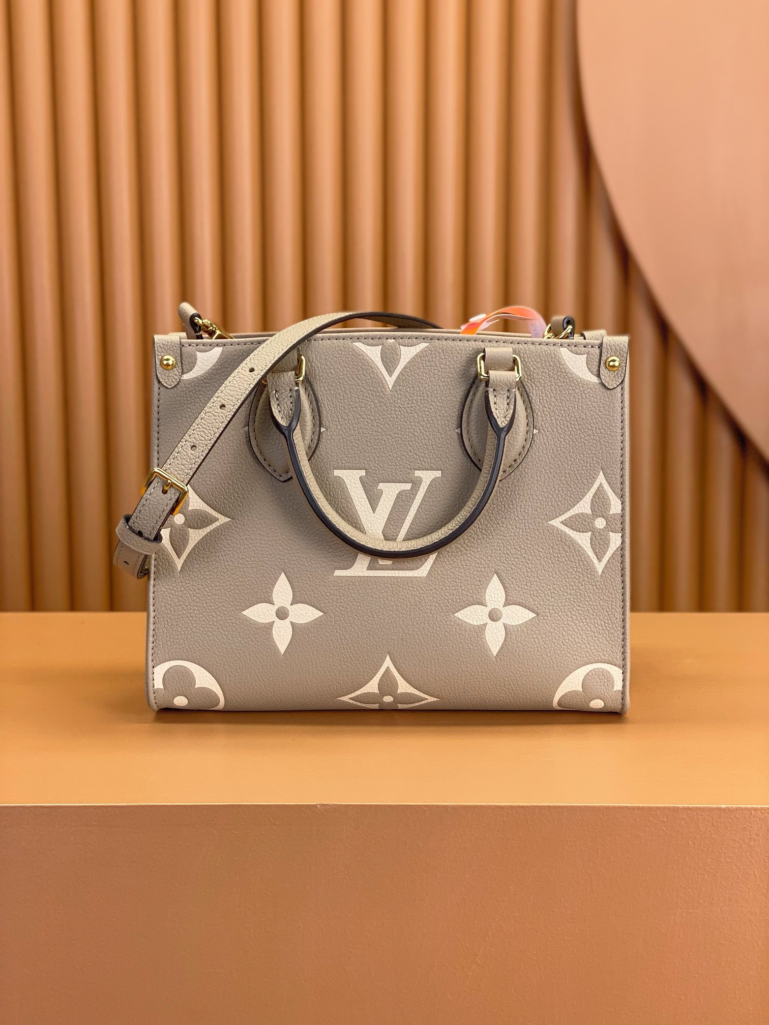 Louis Vuitton Onthego PM M45779 Dove Cream