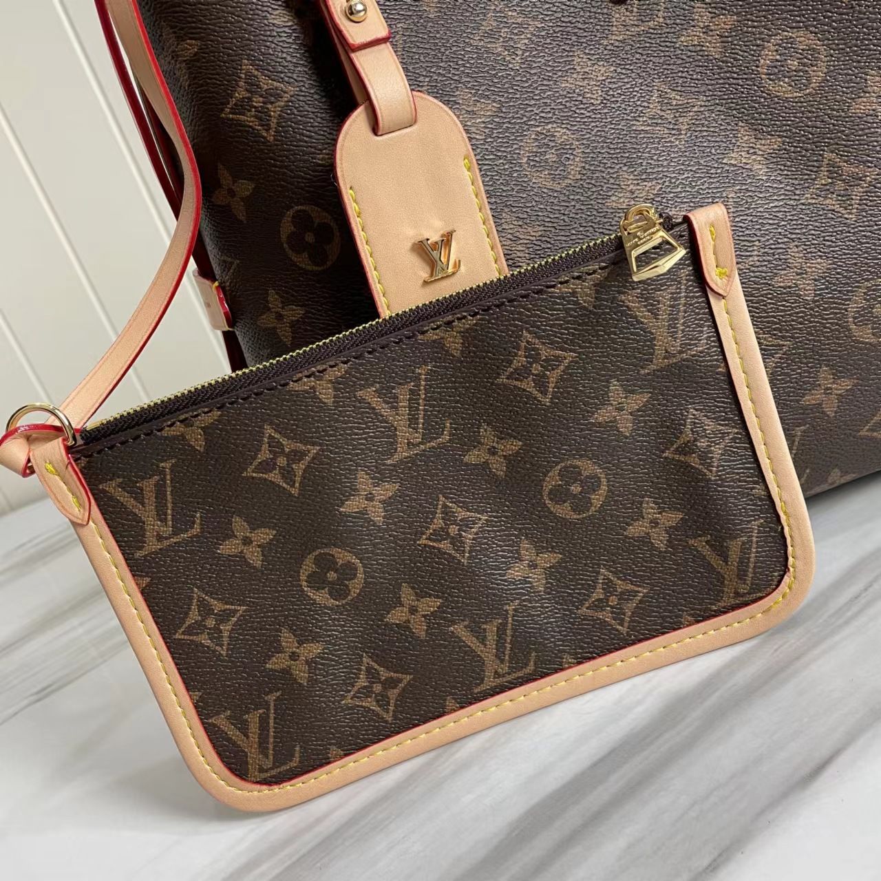 Louis Vuitton M46203 CarryAll PM