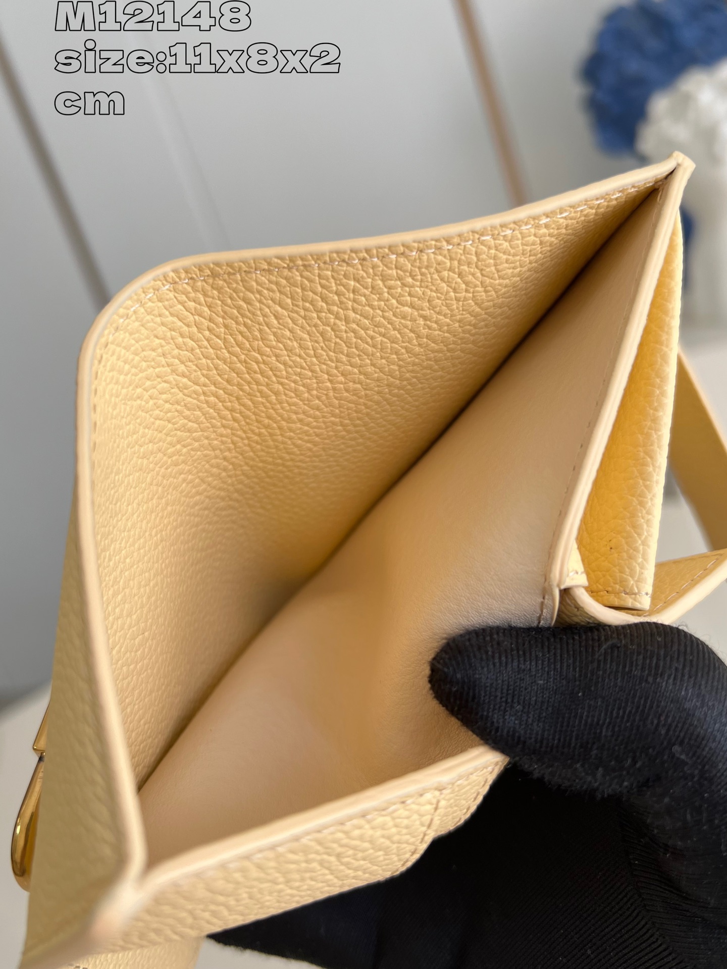 LV-M12148-Low Key wallet