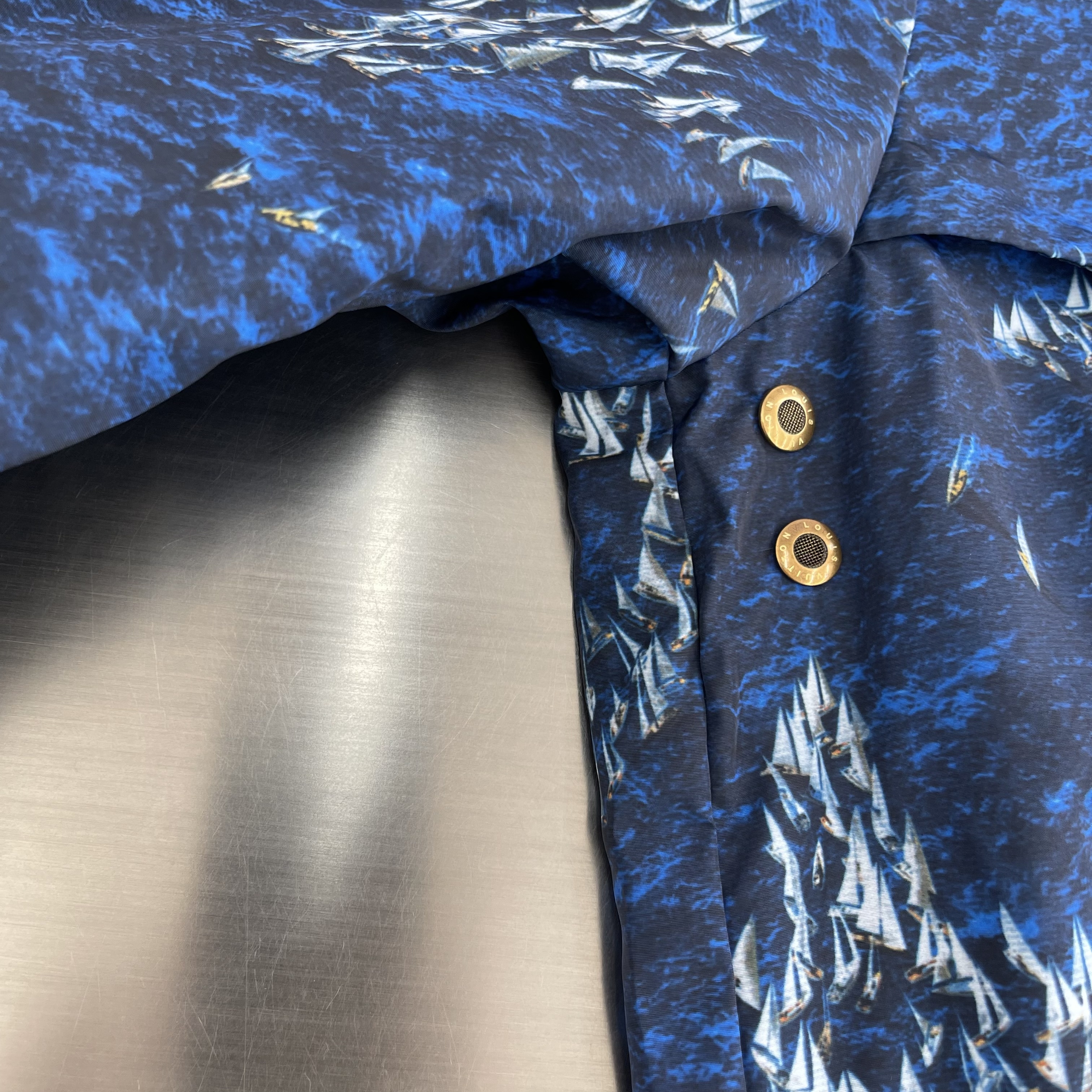 LV 1AHV32 Printed Monogram Windbreaker