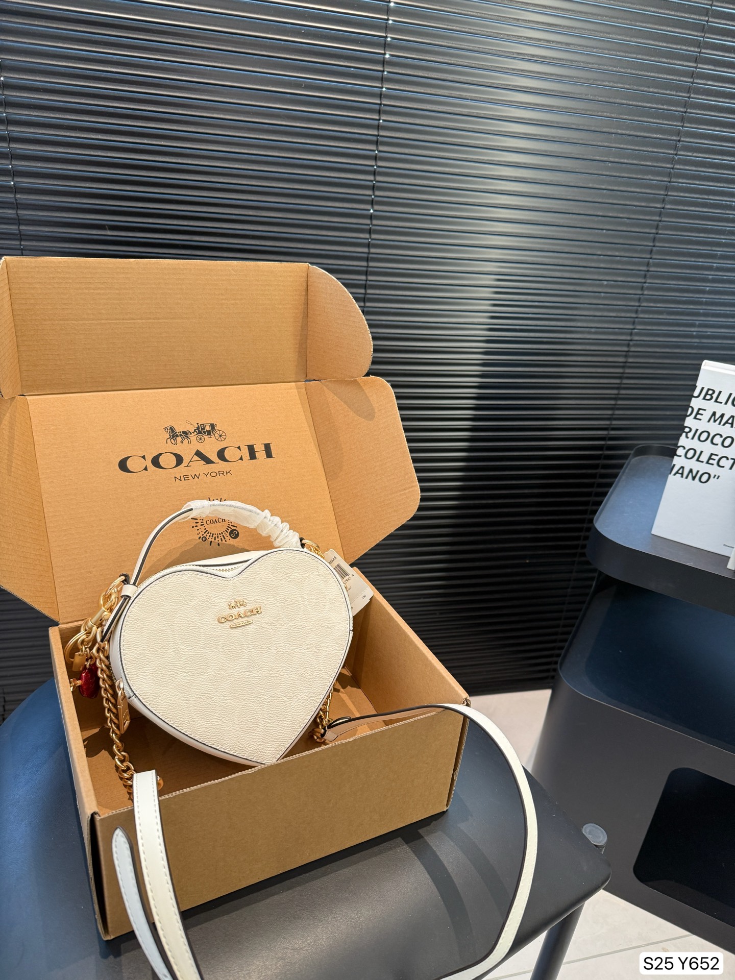 Coach Valentine’s Day Heart Bag – Limited Edition