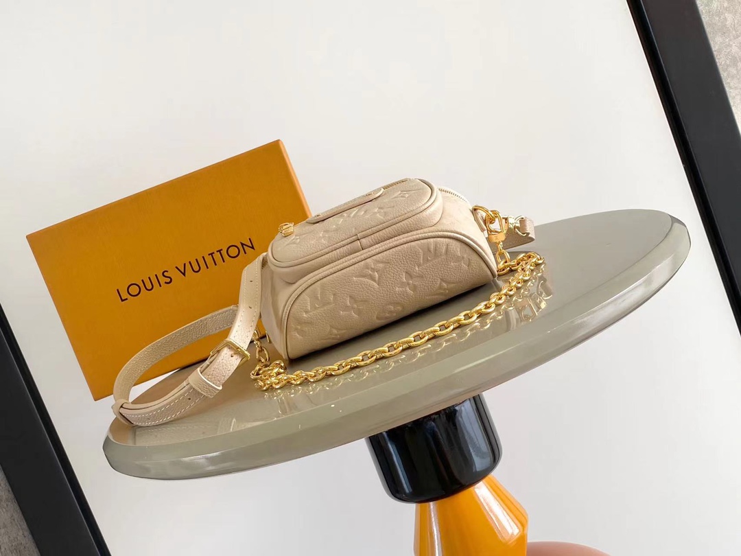 Louis Vuitton M14420 Mini Bumbag