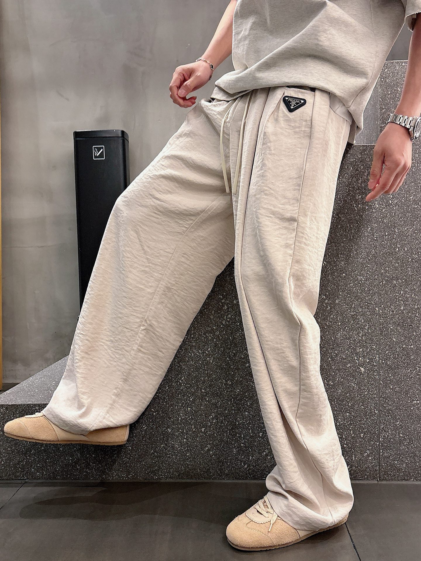 Prada Premium Non-Iron Soft Tencel Casual Pants