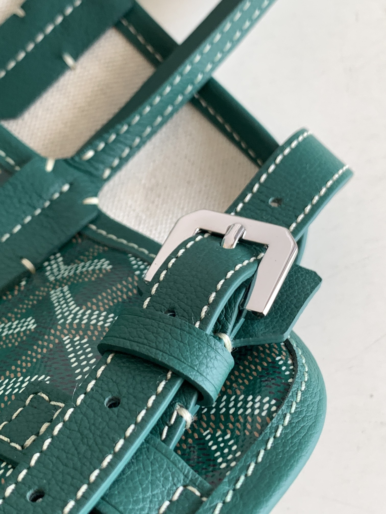 Goyard-Chien Gris Pet Carrier