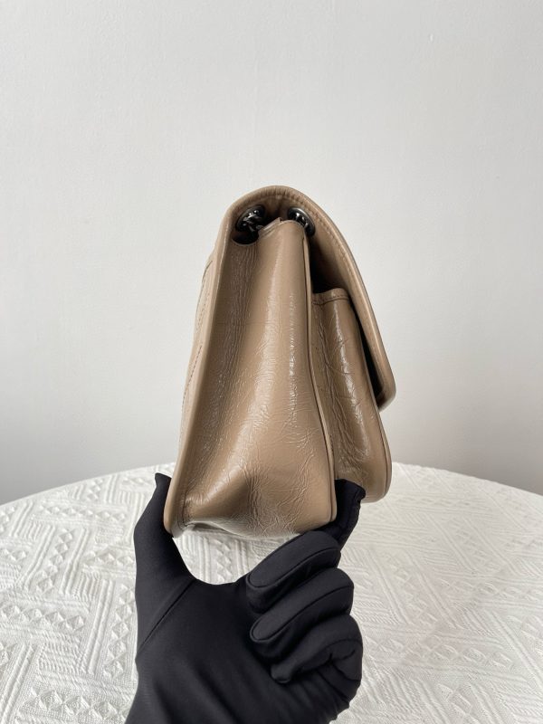 YSL-Niki-28cm-Warm Brown-633158