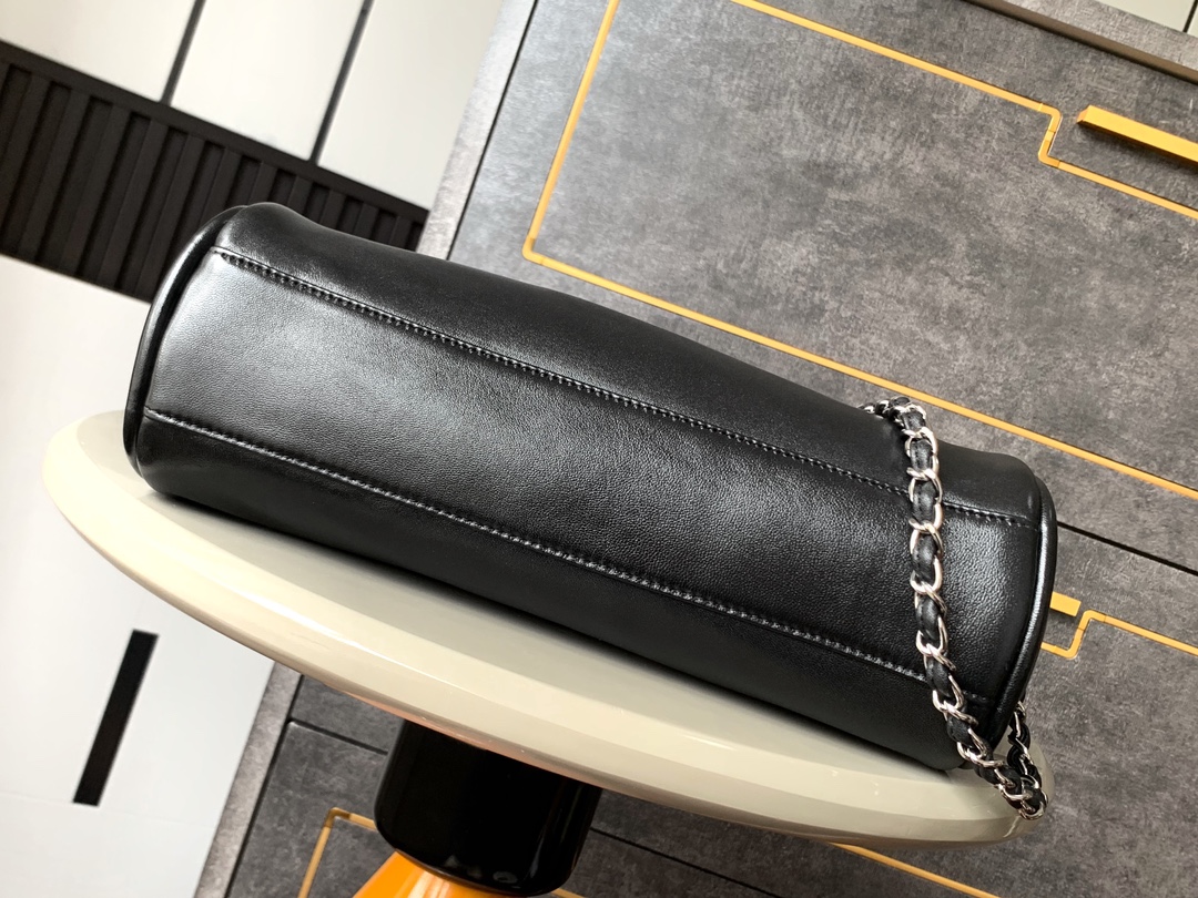 Small size no diamond line design bag