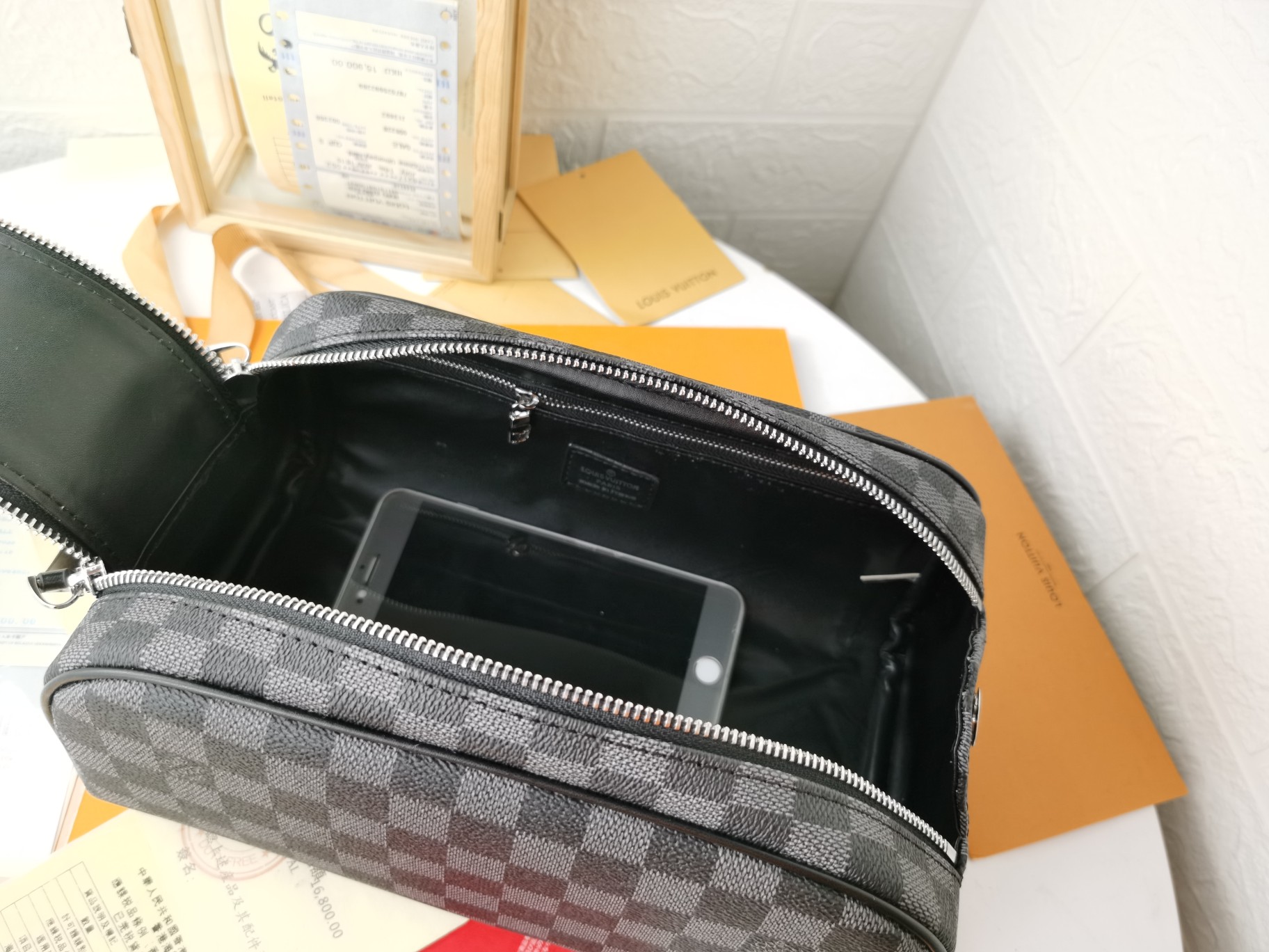 LOUIS VUITTON N40127 Dopp Kit Toilet Pouch