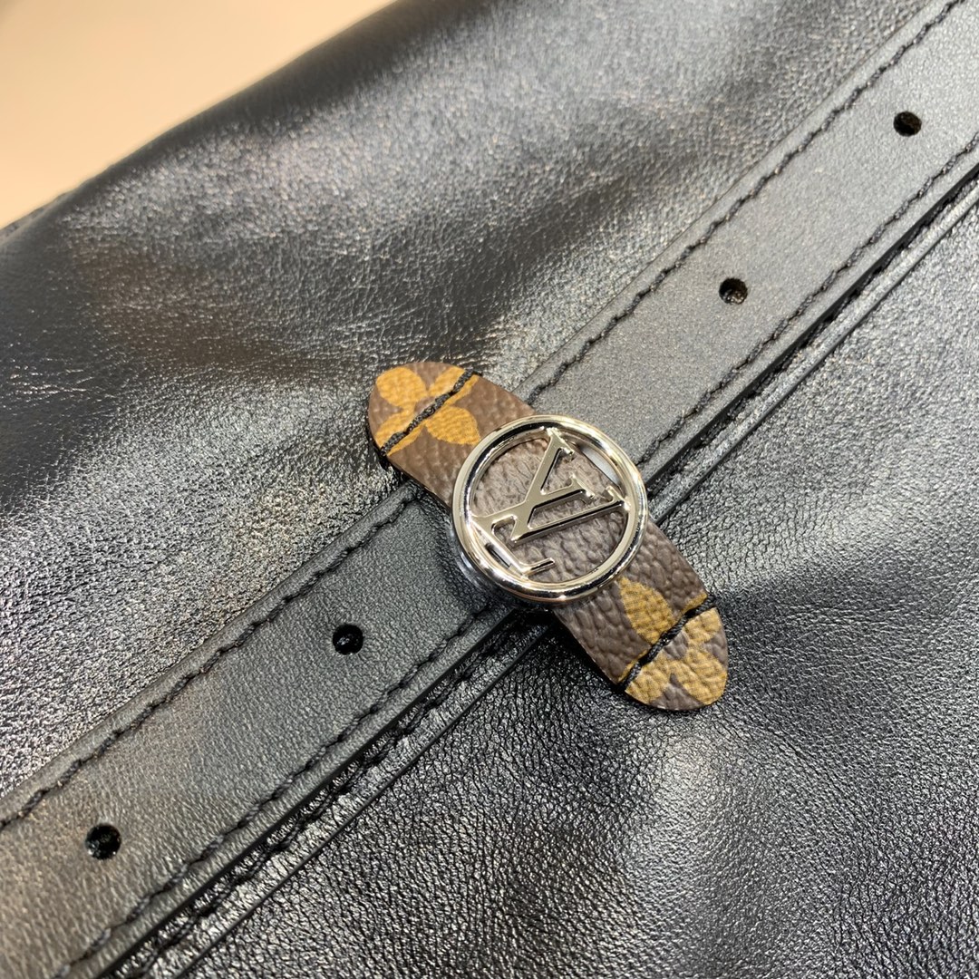 Louis Vuitton M25143 CarryAll MM Dark Black