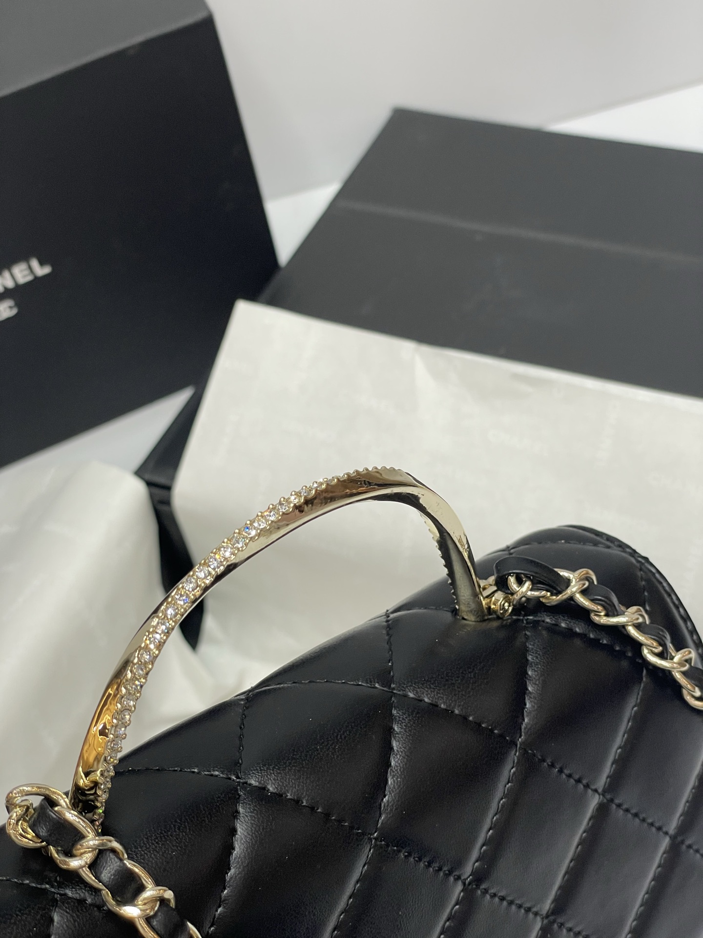 Chanel-Purse with handle