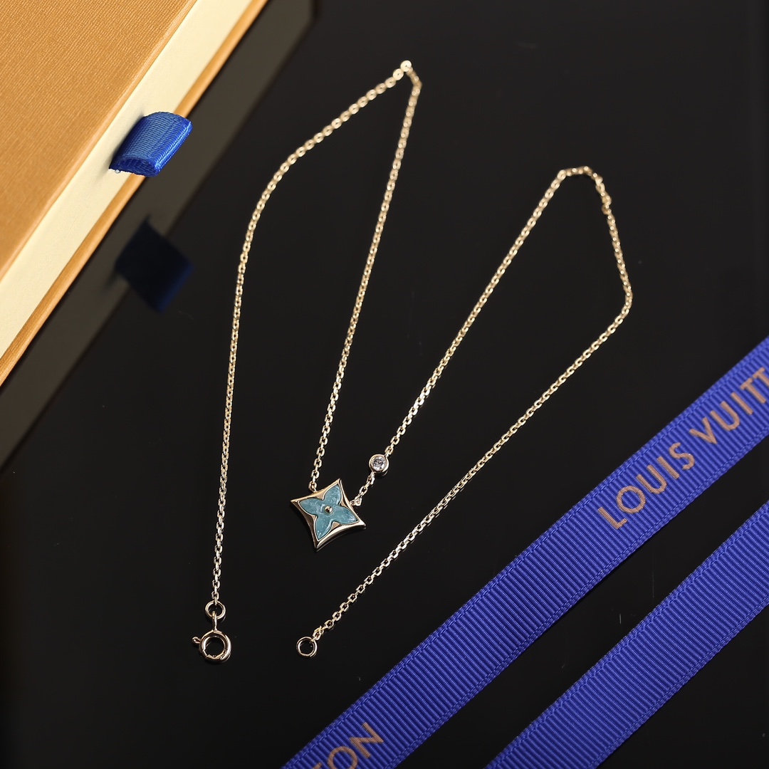 Q03276 Colour Blossom BB Star Pendant, Yellow Gold, Amazonite and Diamond