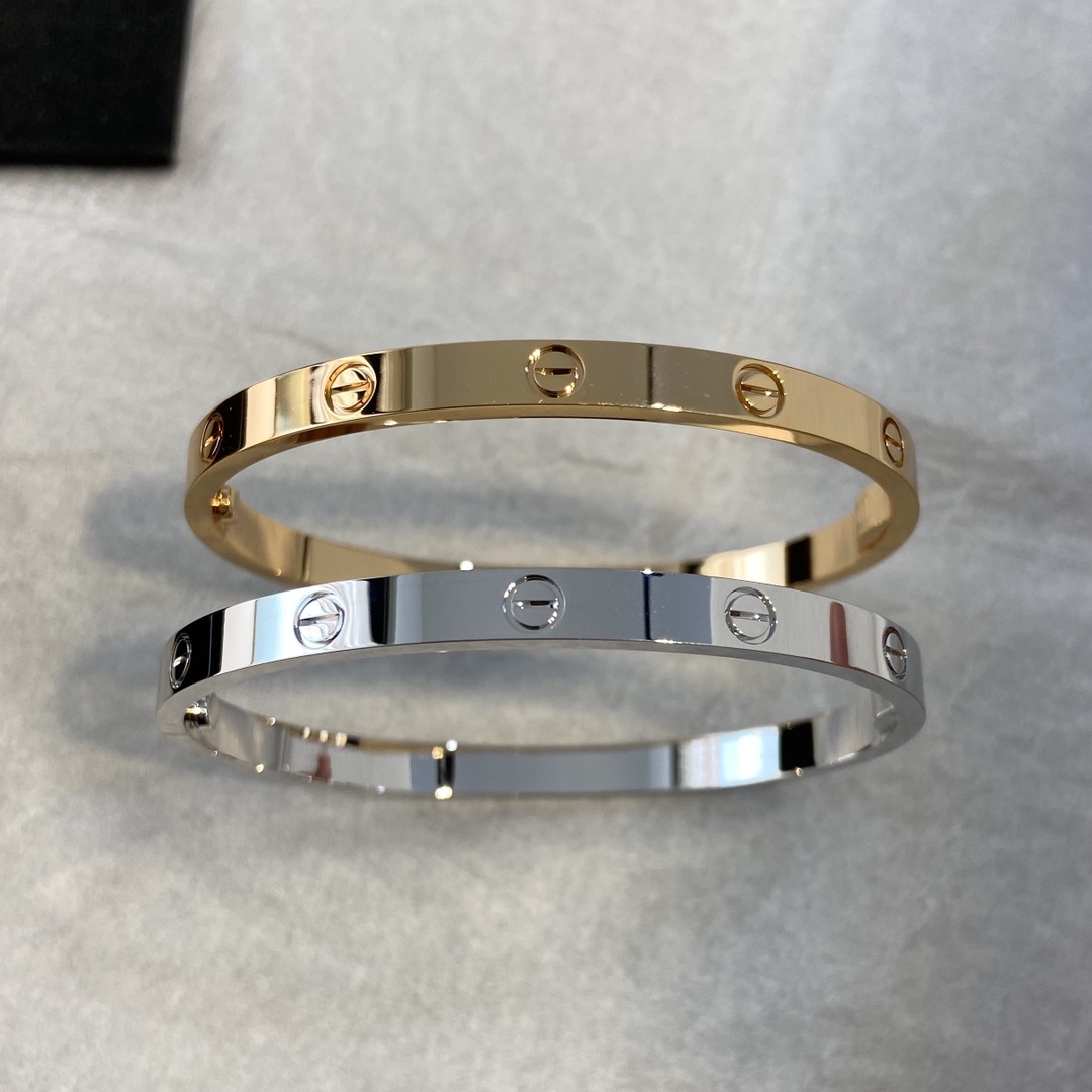 Cartier-Love bracelet