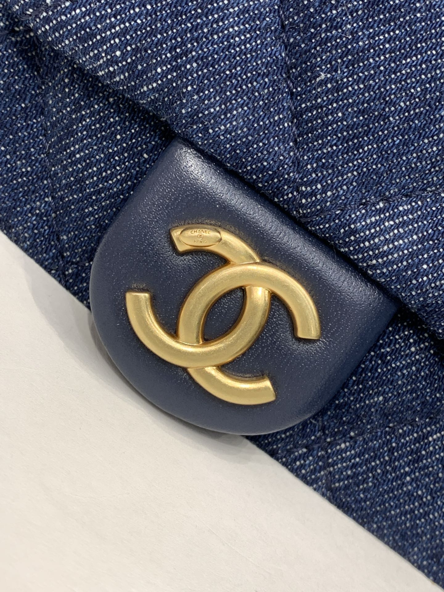 Chanel-2025-Denim Inspired Hobo Bag