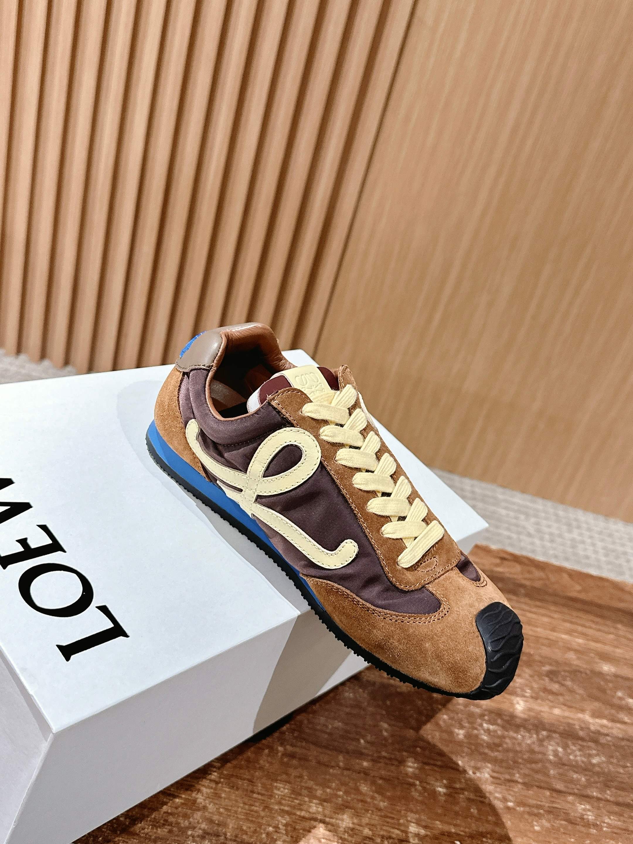 Loewe Ballet Runner 2.0 in nylon and calfskin - Brown/Yellow/Blue