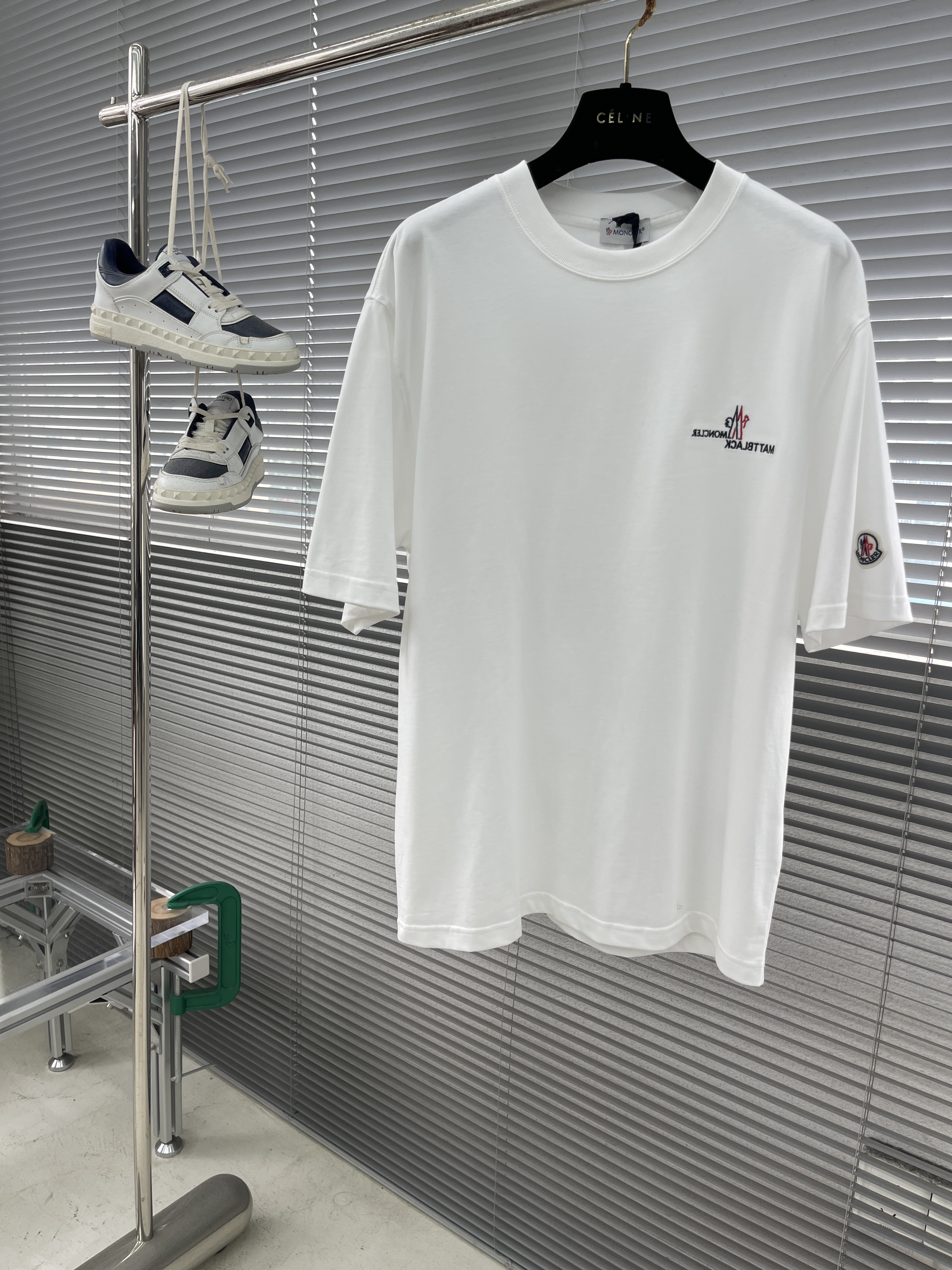 mon SS 2025 Crew Neck Essentia