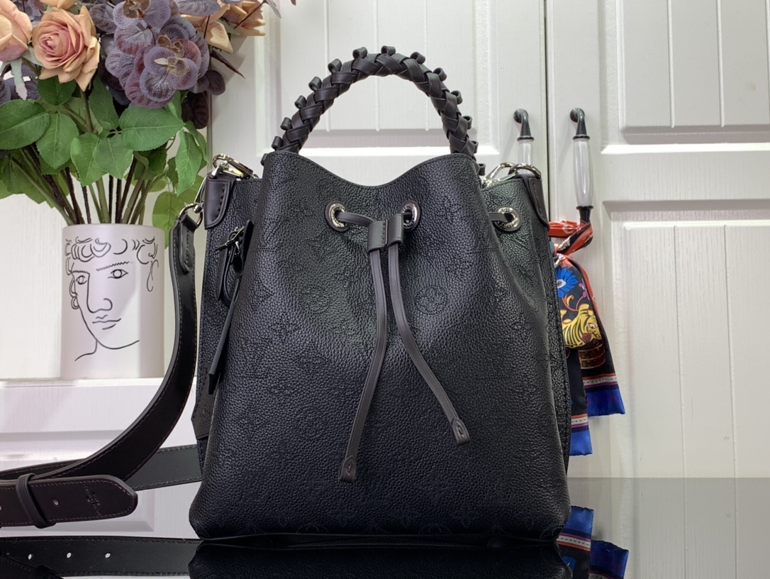 【【MURIA handbag】 M55801 black (hollow)
