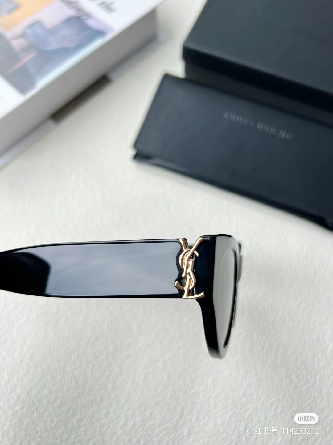 YSL Saint Laurent SLM94