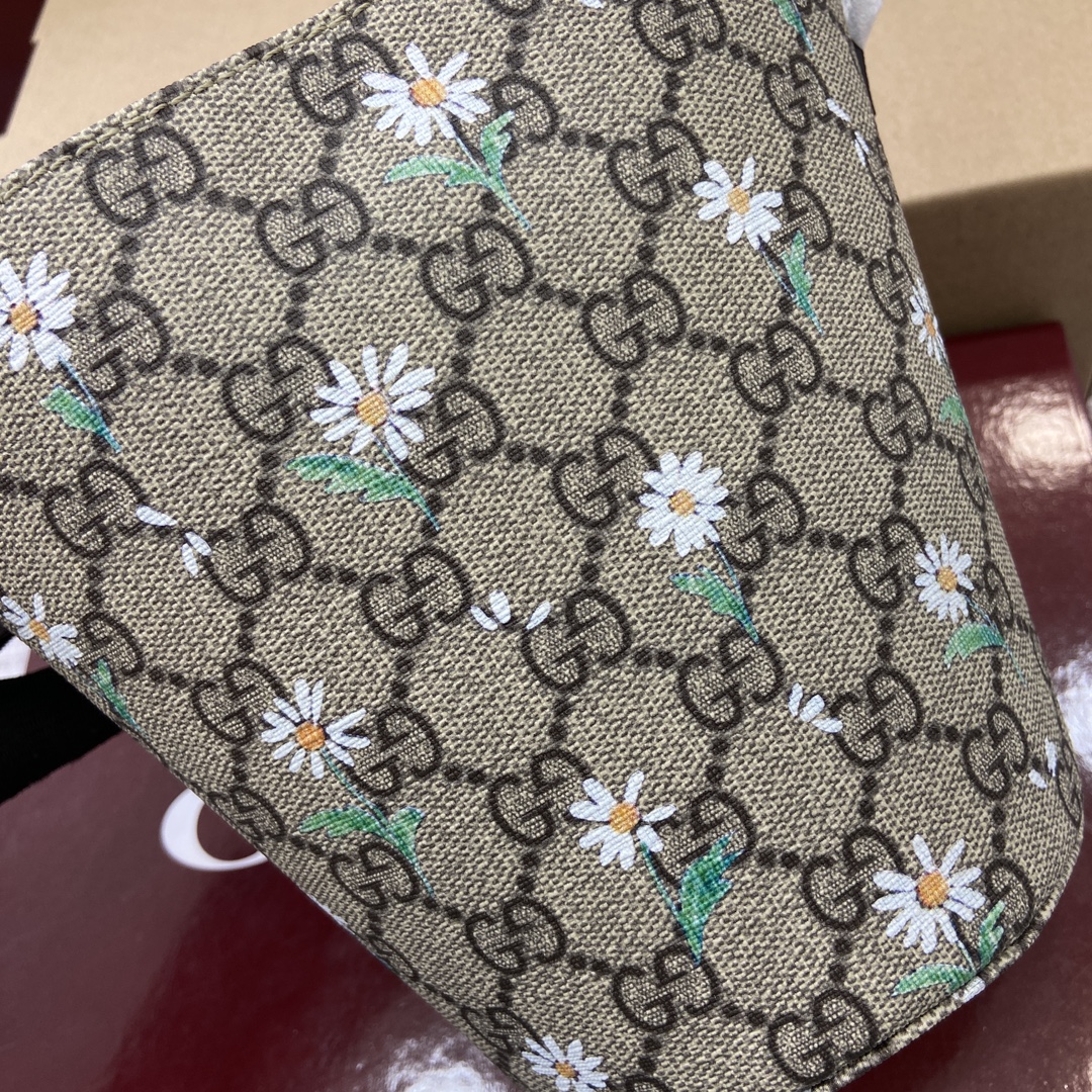 Gucci x Naon Jeong Kids' Bucket Bag